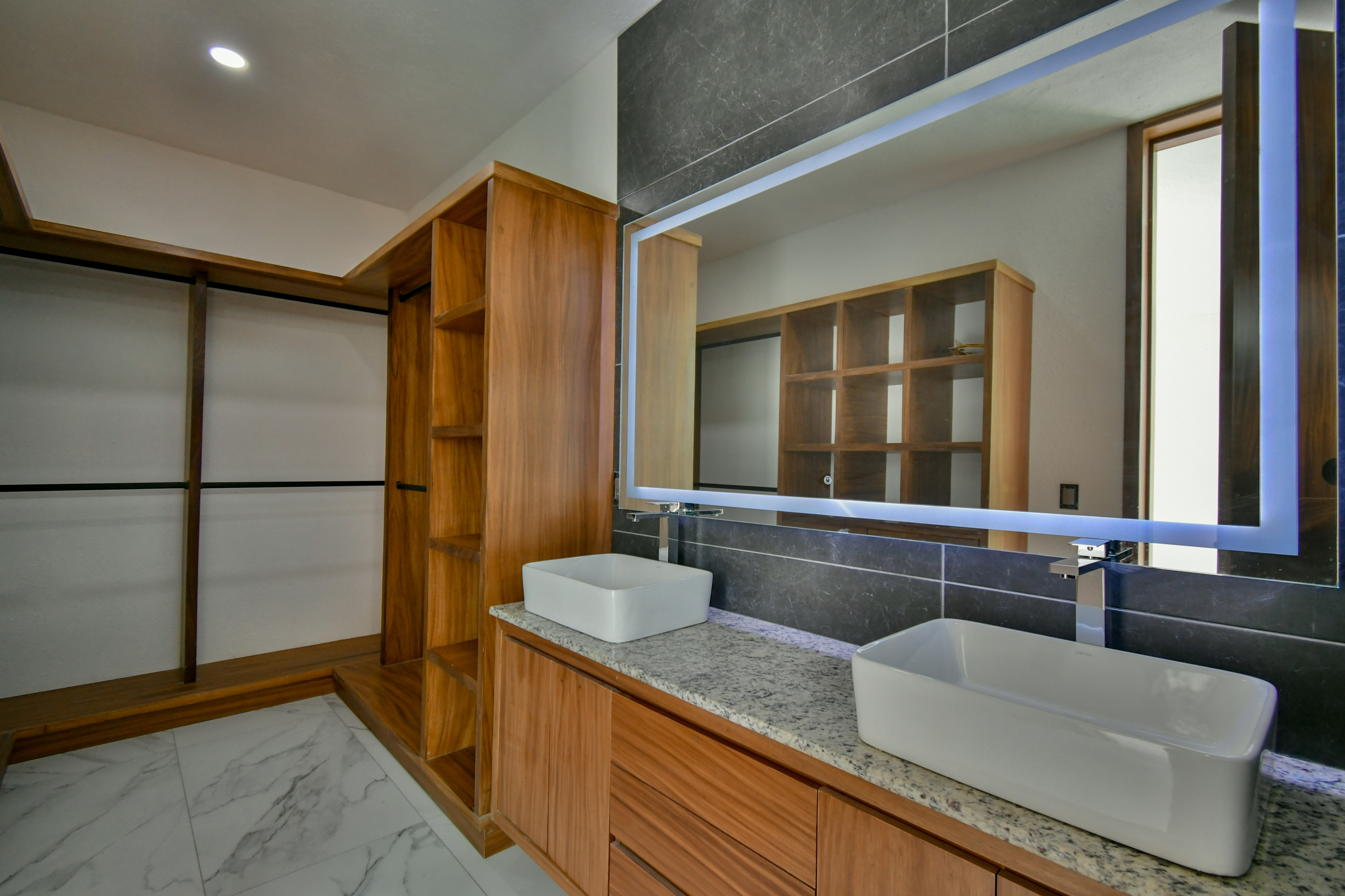  Residencia Contemporánea Coto Baluarte Casa Fuerte en Venta - 物件實景