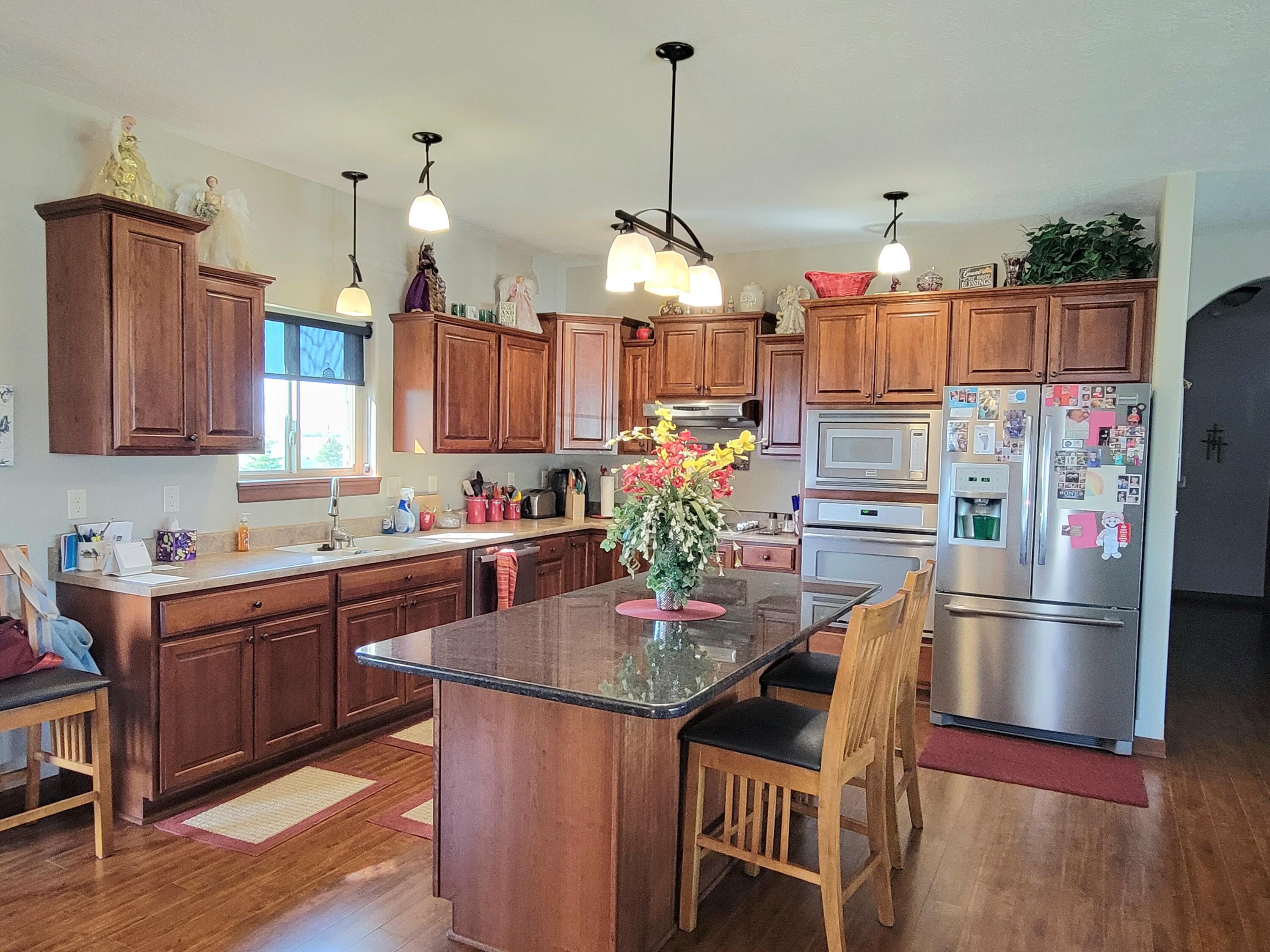 Aberdeen, South Dakota, 57401, United States, 5 Bedrooms Bedrooms, ,4 BathroomsBathrooms,Residential,For Sale,1931834