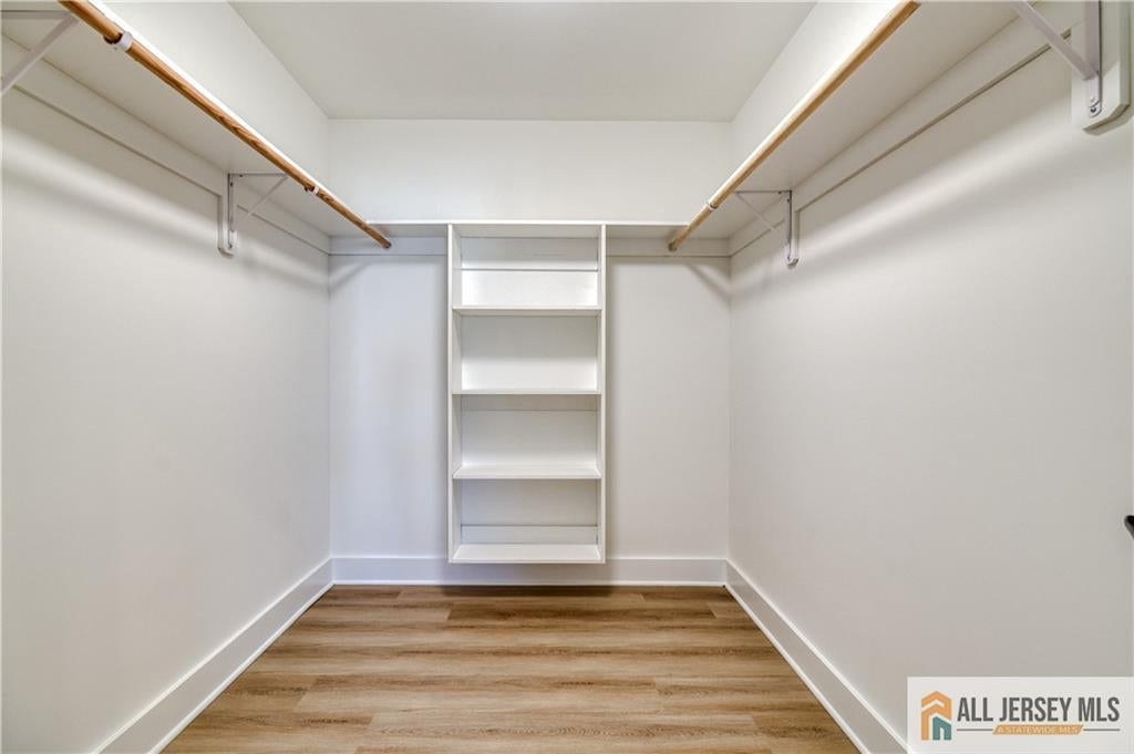 South River, New Jersey, 08882, United States, 5 Bedrooms Bedrooms, ,4 BathroomsBathrooms,Residential,For Sale,1995438