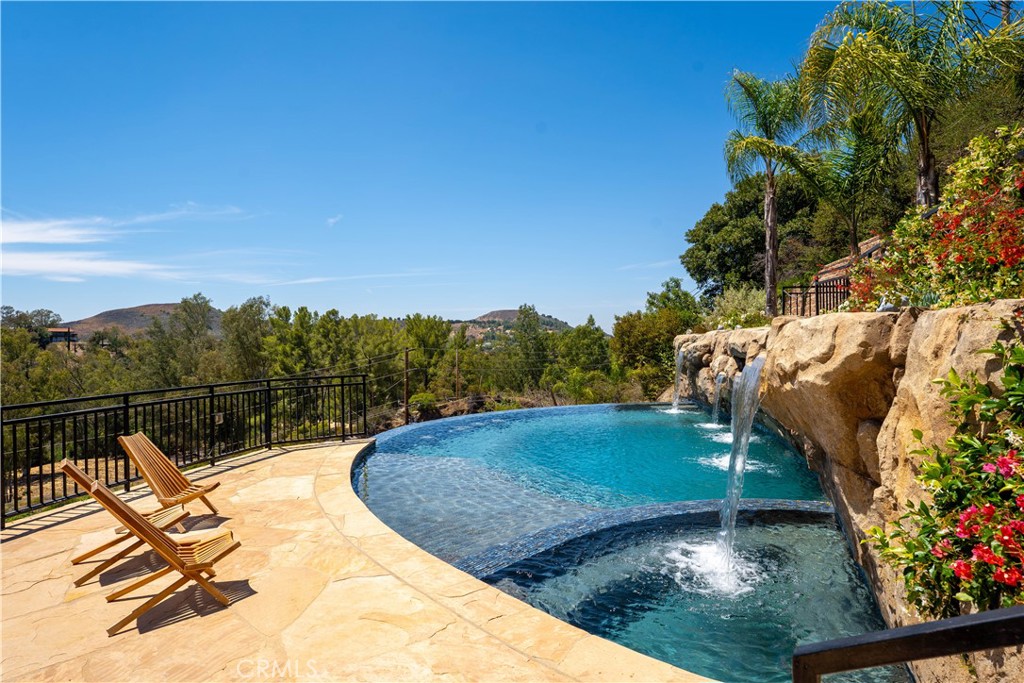 Calabasas, California, 91302, United States, 4 Bedrooms Bedrooms, ,4 BathroomsBathrooms,Residential,For Sale,1856479