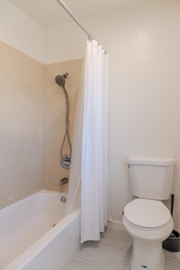 Foster City, California, 94404, United States, 2 Bedrooms Bedrooms, ,2 BathroomsBathrooms,Residential,For Sale,1840465