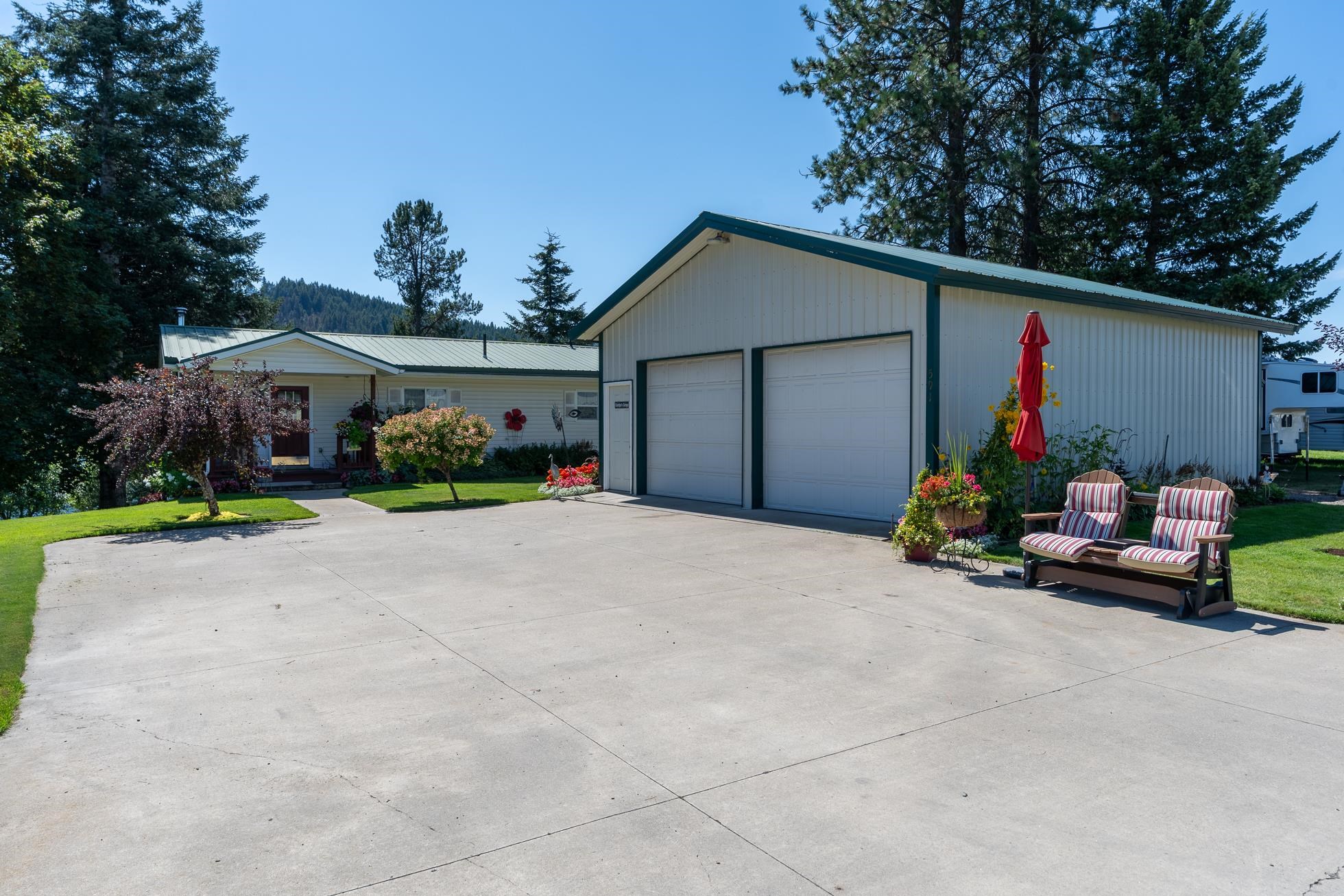 Newport, Washington, 99156, United States, 3 Bedrooms Bedrooms, ,3 BathroomsBathrooms,Residential,For Sale,1921865