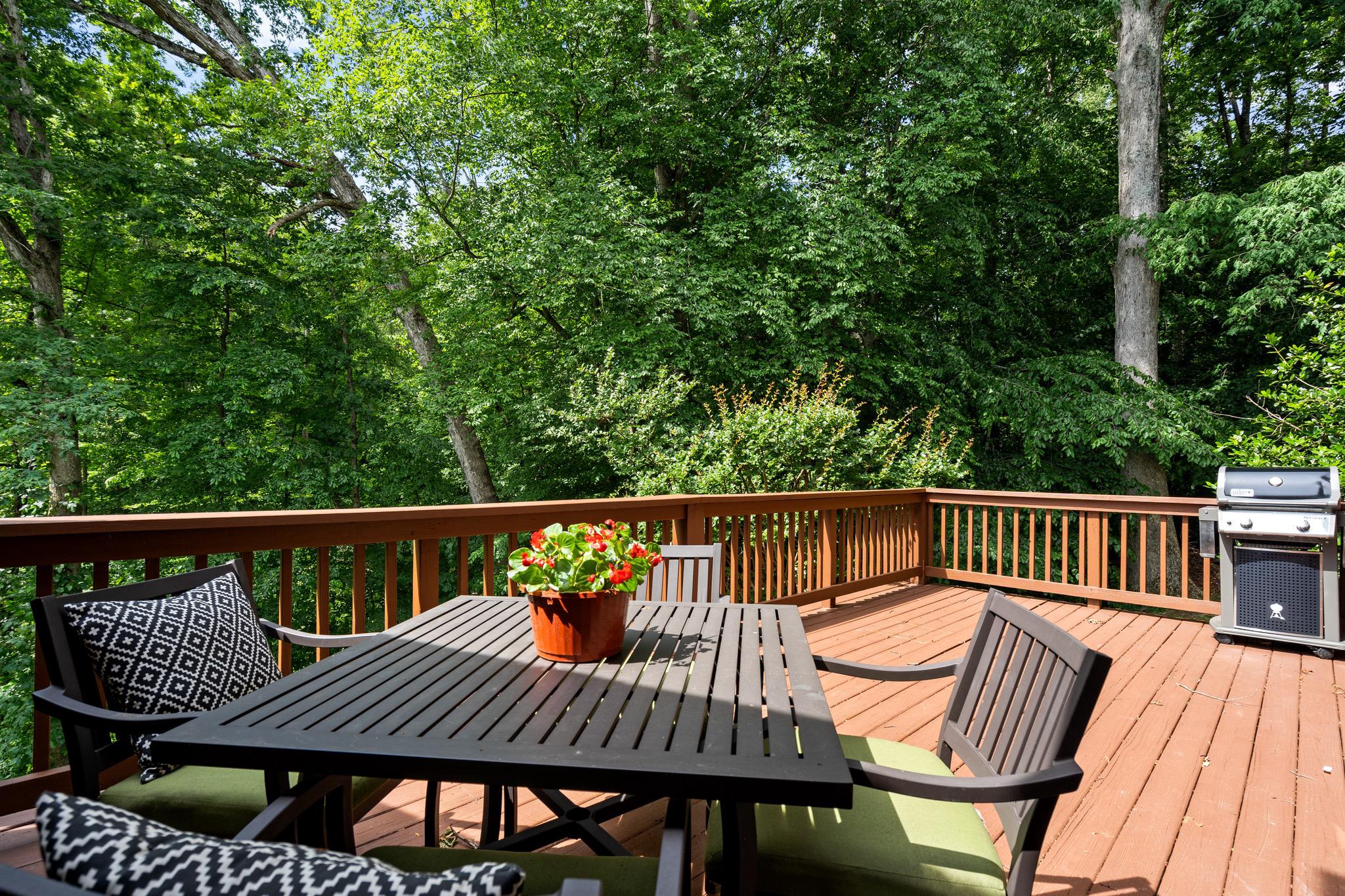 8943 Park Forest Drive, Springfield, VA, 22152 - 物件實景