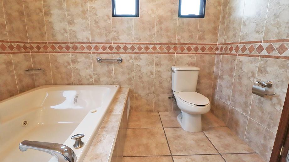 Retorno, Morelia, Michoacán de Ocampo, 58080, Mexico, 3 Bedrooms Bedrooms, ,3 BathroomsBathrooms,Residential,For Sale,Retorno,1554257