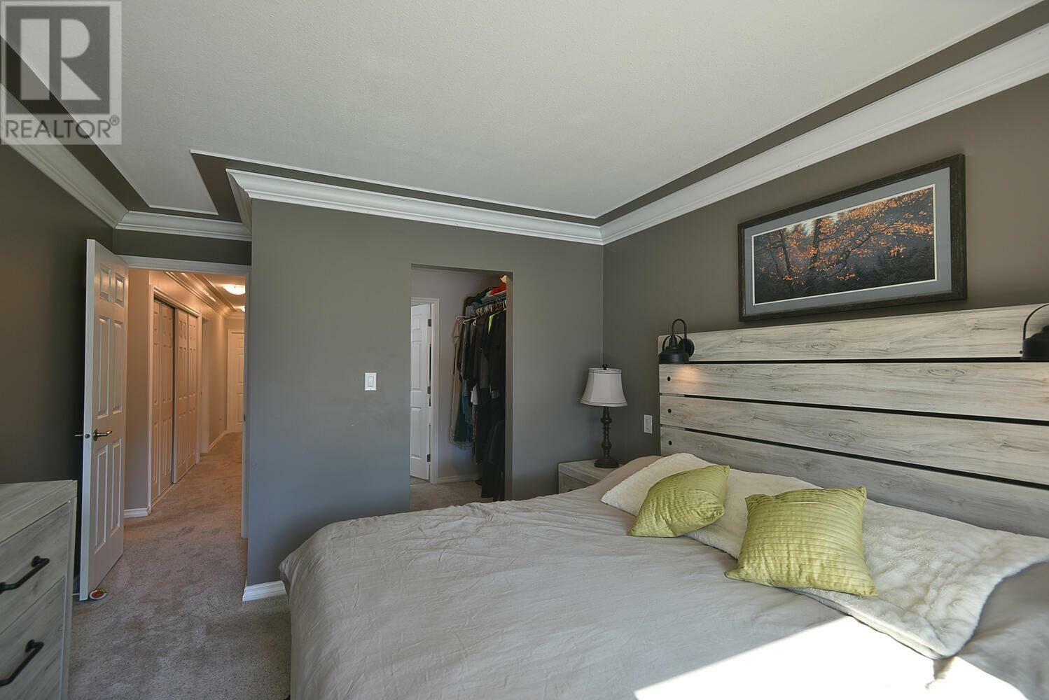 MADEIRA PARK, British Columbia, V0N 2H1, CA, 3 Bedrooms Bedrooms, ,3 BathroomsBathrooms,Residential,For Sale,1837526