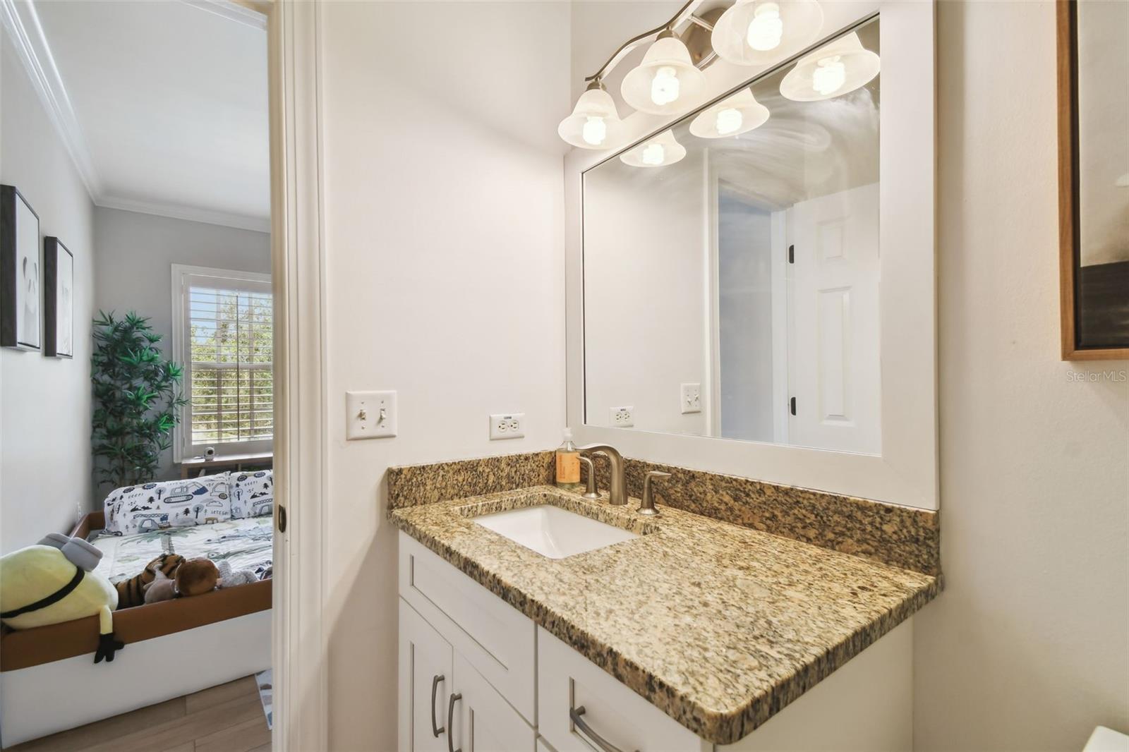 Tampa, Florida, 33602, United States, 4 Bedrooms Bedrooms, ,4 BathroomsBathrooms,Residential,For Sale,1976189