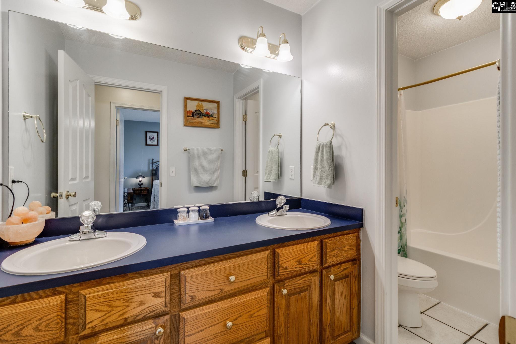Lexington, South Carolina, 29073, United States, 5 Bedrooms Bedrooms, ,4 BathroomsBathrooms,Residential,For Sale,1837078
