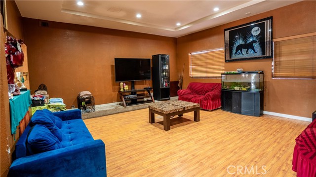 Lynwood, California, 90262, United States, 5 Bedrooms Bedrooms, ,4 BathroomsBathrooms,Residential,For Sale,2011680