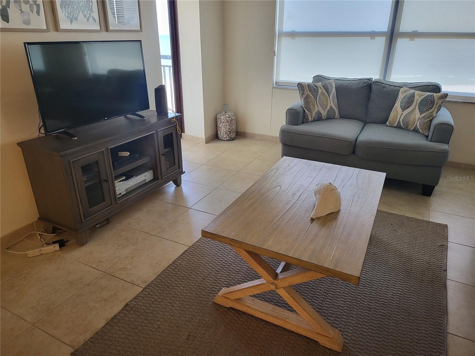 CLEARWATER BEACH, Florida, 33767, United States, 2 Bedrooms Bedrooms, ,2 BathroomsBathrooms,Residential,For Sale,1982675