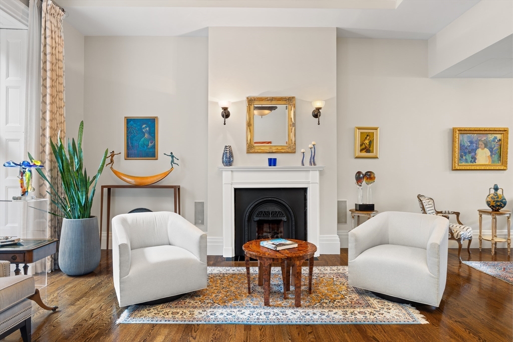 Boston, Massachusetts, 02108, United States, 5 Bedrooms Bedrooms, ,6 BathroomsBathrooms,Residential,For Sale,1950869
