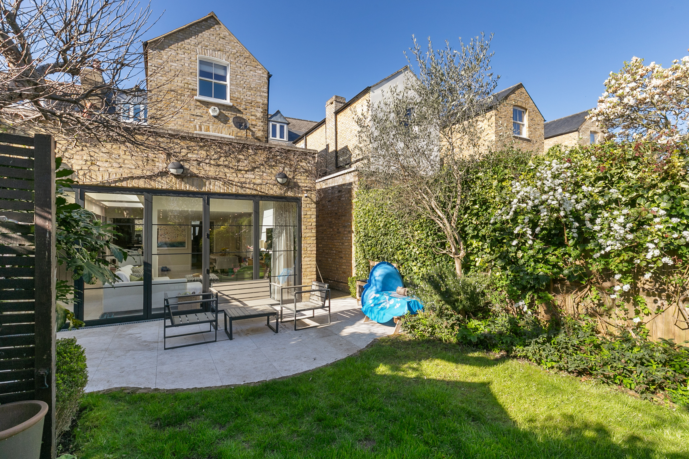  A five-bedroom family house with park views and a generous garden in Wandsworth - 物件實景