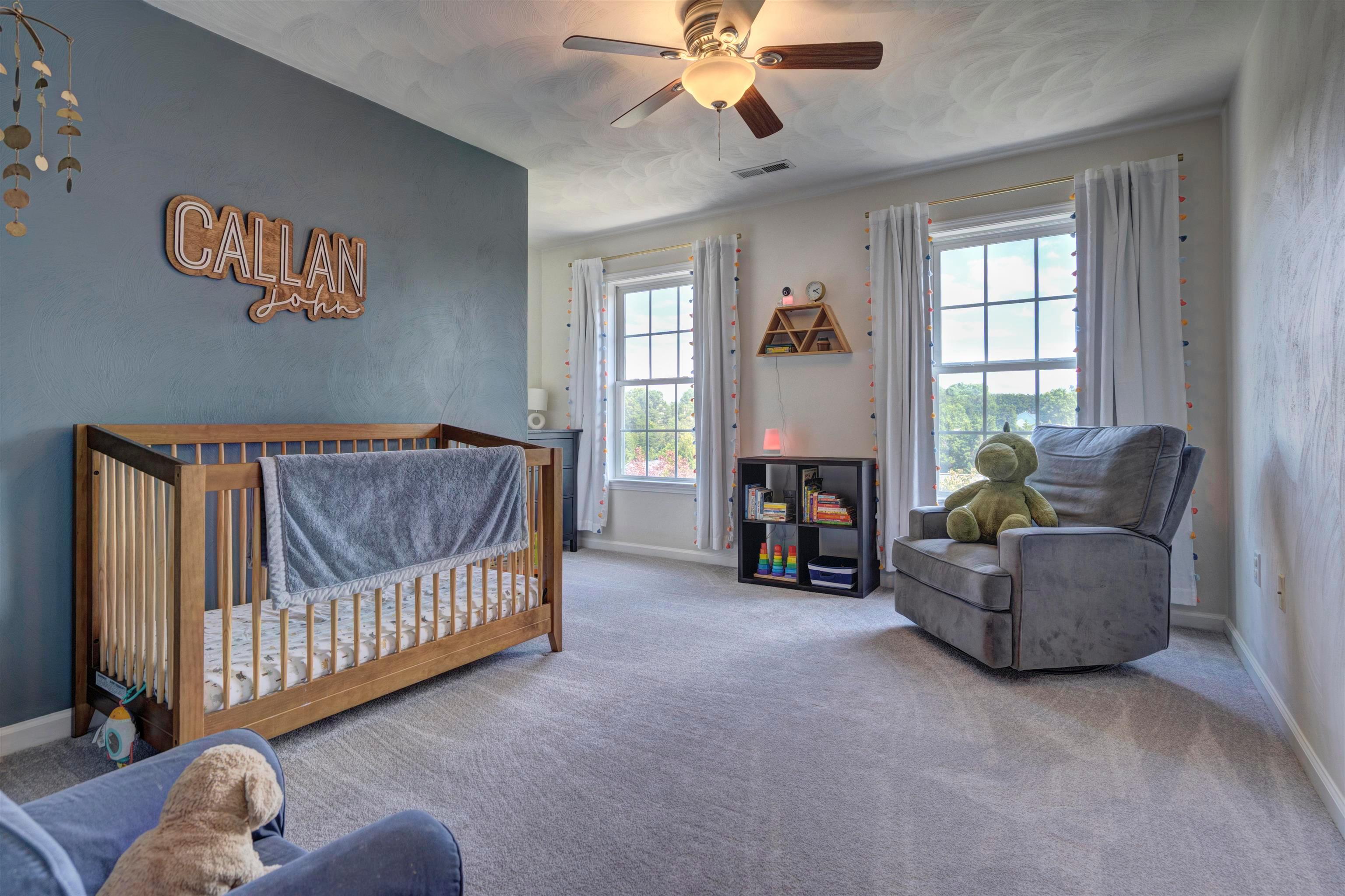 Christiansburg, Virginia, 24073, United States, 4 Bedrooms Bedrooms, ,4 BathroomsBathrooms,Residential,For Sale,1940345
