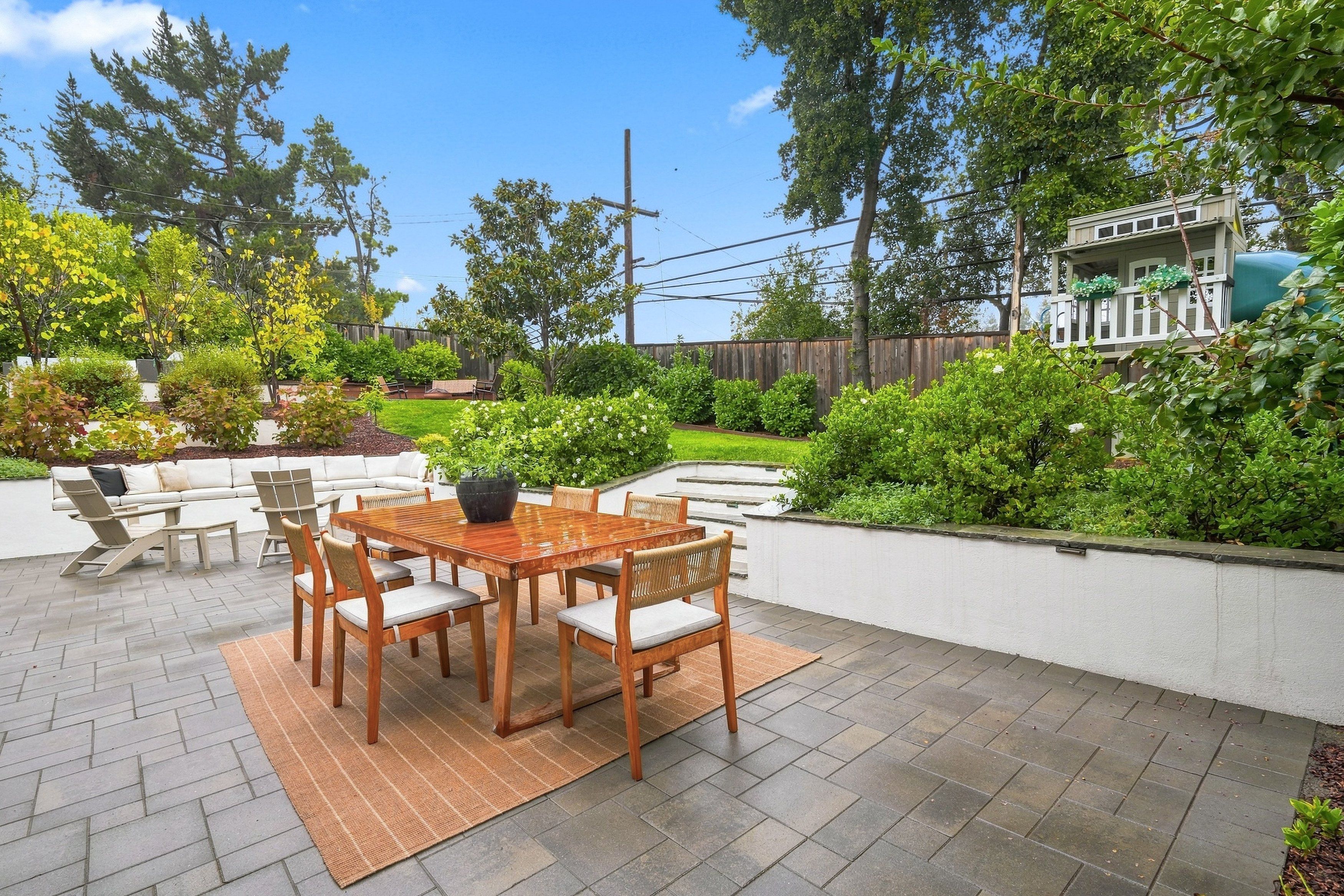  Remodeled in Farm Hill Estates - 物件實景