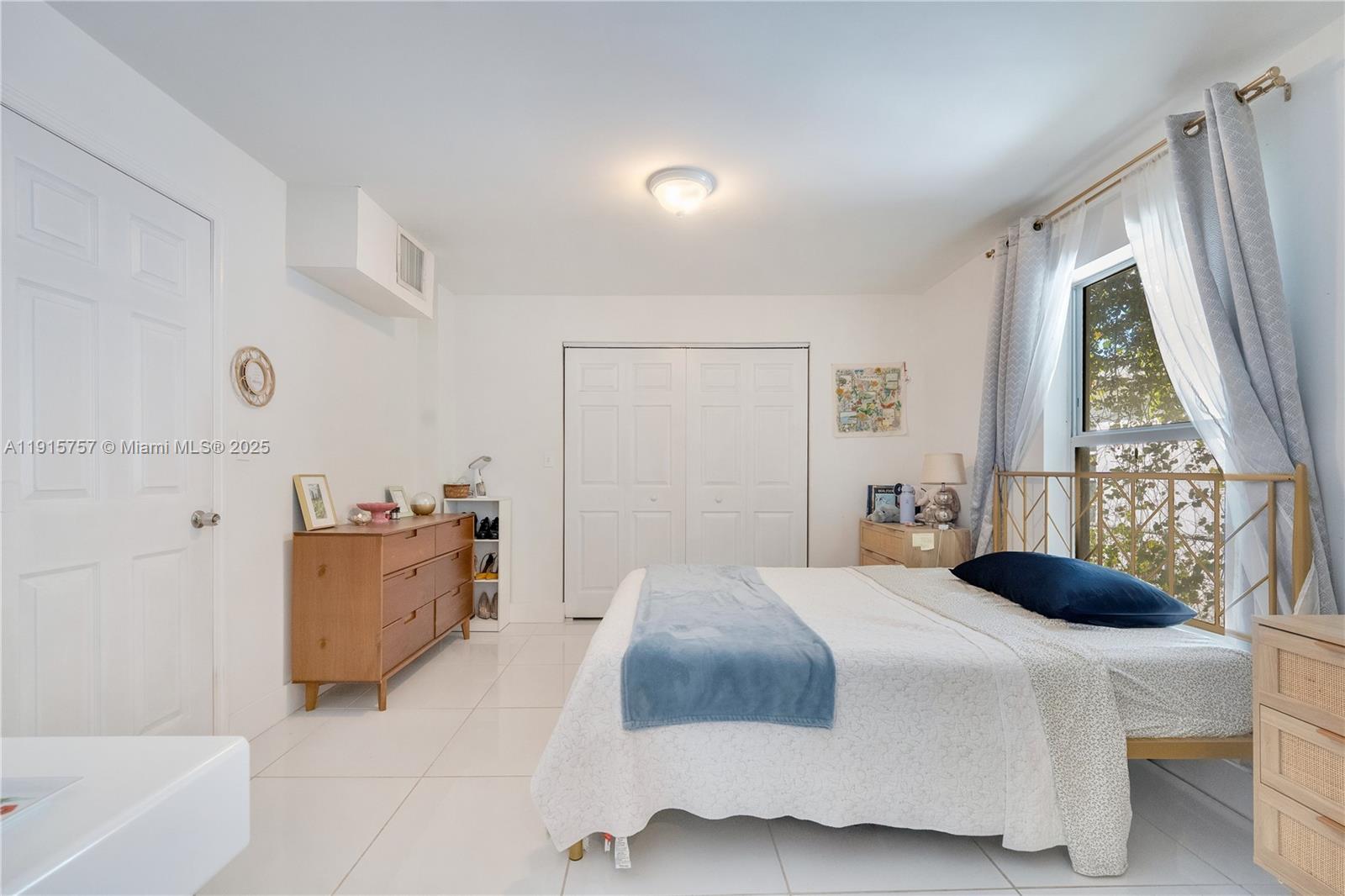 Miami, Florida, 33168, United States, 3 Bedrooms Bedrooms, ,3 BathroomsBathrooms,Residential,For Sale,1994717