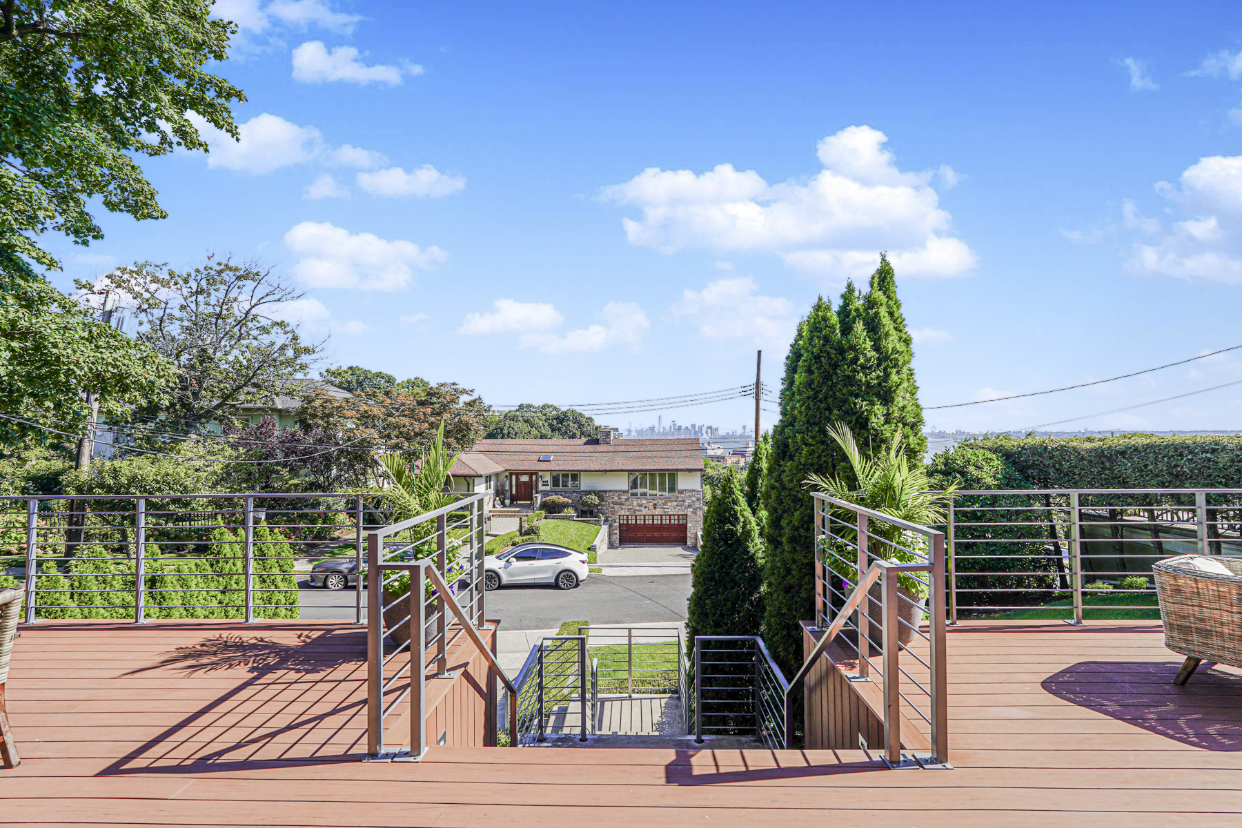 Staten Island, New York, 10304, United States, 4 Bedrooms Bedrooms, ,4 BathroomsBathrooms,Residential,For Sale,1949787