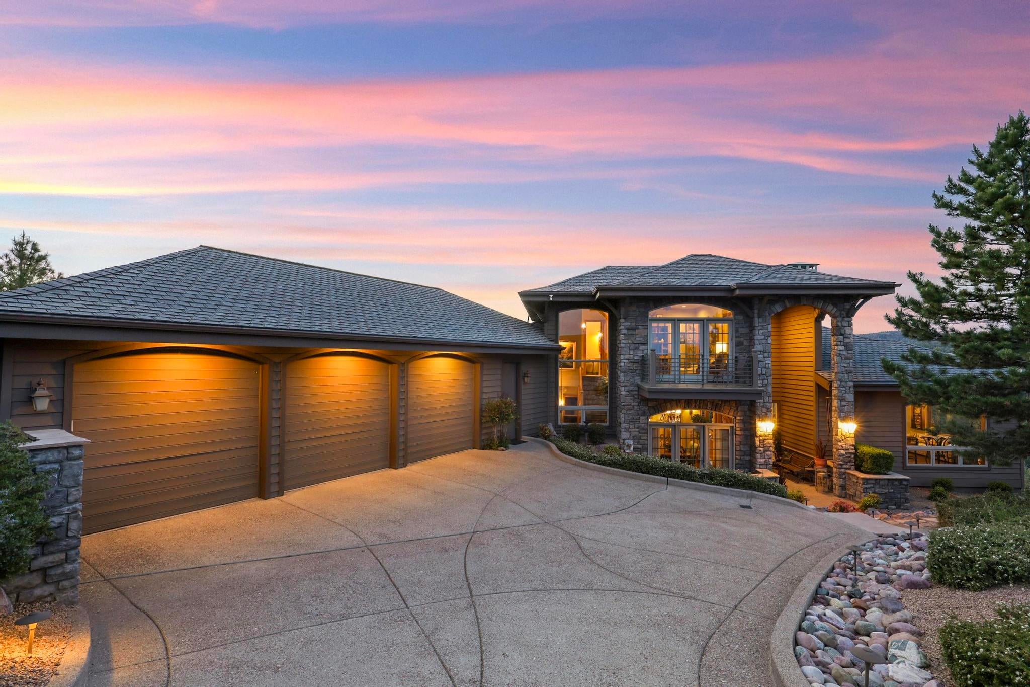 Payson, Arizona, 85541, United States, 4 Bedrooms Bedrooms, ,3 BathroomsBathrooms,Residential,For Sale,1848921