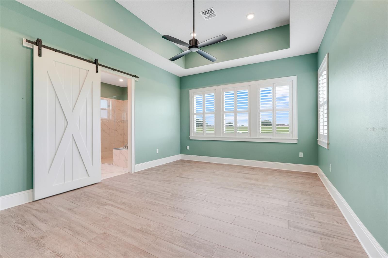 GROVELAND, Florida, 34736, United States, 4 Bedrooms Bedrooms, ,5 BathroomsBathrooms,Residential,For Sale,1792752
