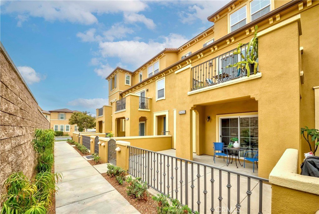 Santa Fe Springs, California, 90670, United States, 4 Bedrooms Bedrooms, ,3 BathroomsBathrooms,Residential,For Sale,1849059