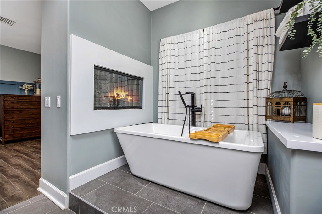 Canyon Lake, California, 92587, United States, 4 Bedrooms Bedrooms, ,3 BathroomsBathrooms,Residential,For Sale,2015343