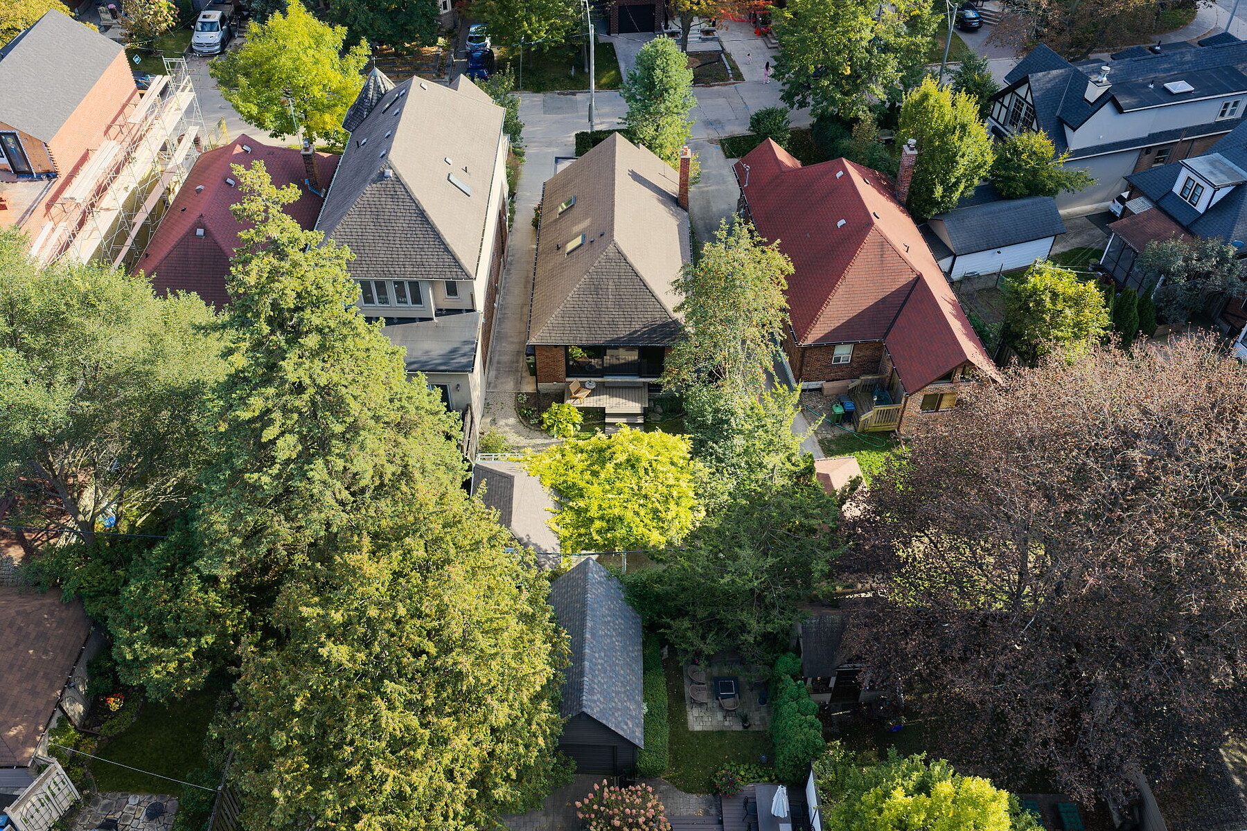  16 Sunnybrook Rd - 物件實景