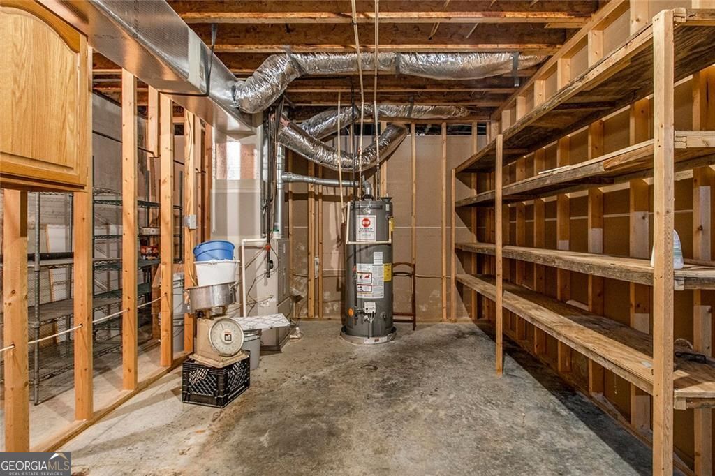 Atlanta, Georgia, 30331, United States, 5 Bedrooms Bedrooms, ,4 BathroomsBathrooms,Residential,For Sale,1908174