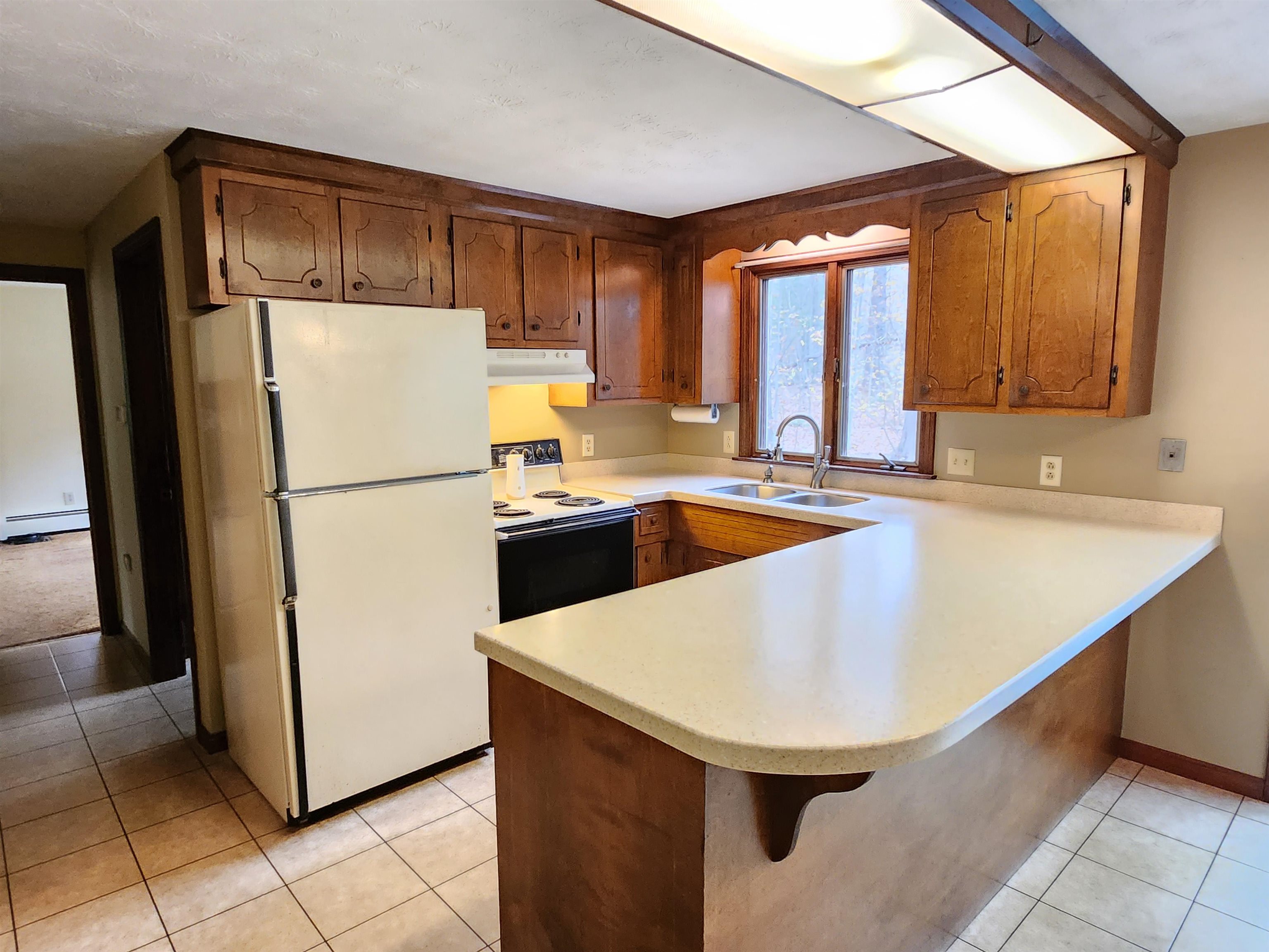 Bedford, New Hampshire, 03110, United States, 4 Bedrooms Bedrooms, ,2 BathroomsBathrooms,Residential,For Sale,1989395