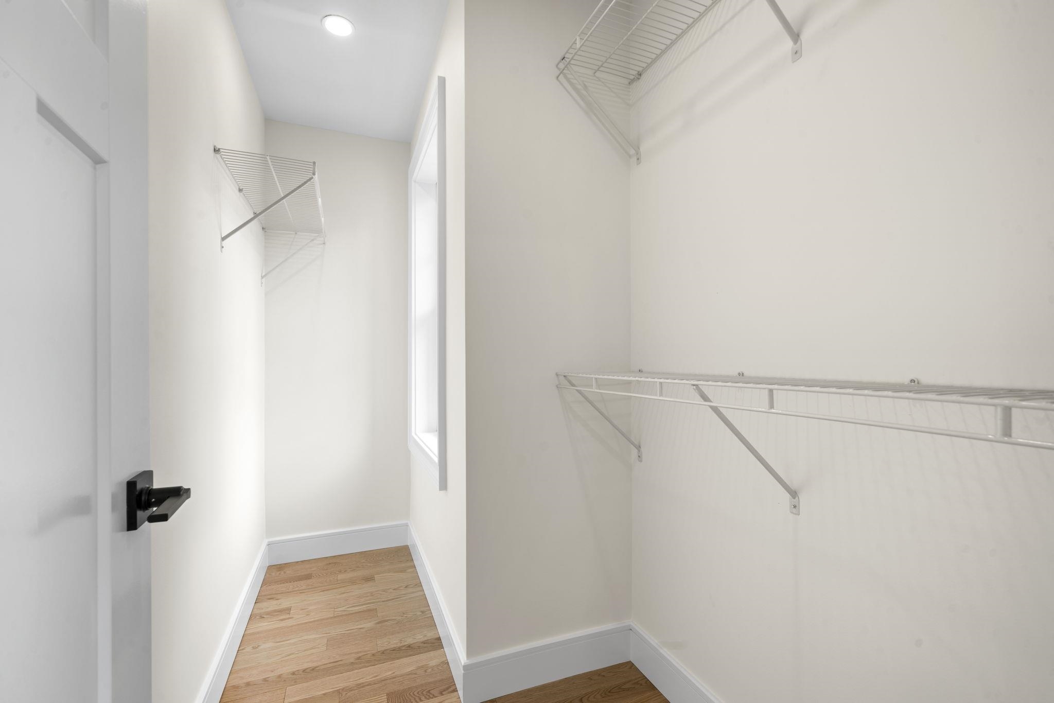 Londonderry, New Hampshire, 03053, United States, 2 Bedrooms Bedrooms, ,2 BathroomsBathrooms,Residential,For Sale,1962750