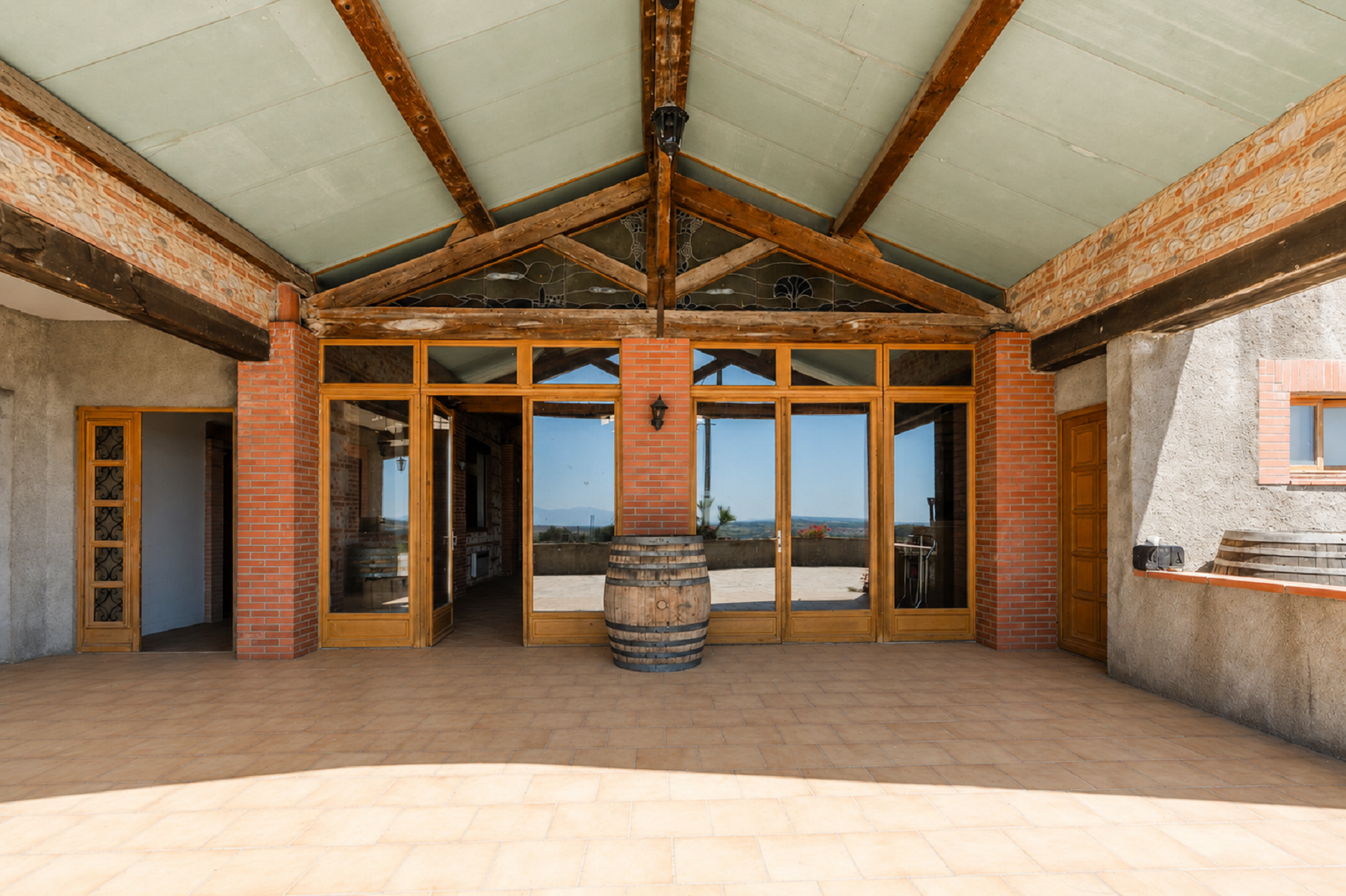  Magnificent Estate of Over 1,600 m² on 10 Hectares of Land with Sweeping Views … - 物件實景