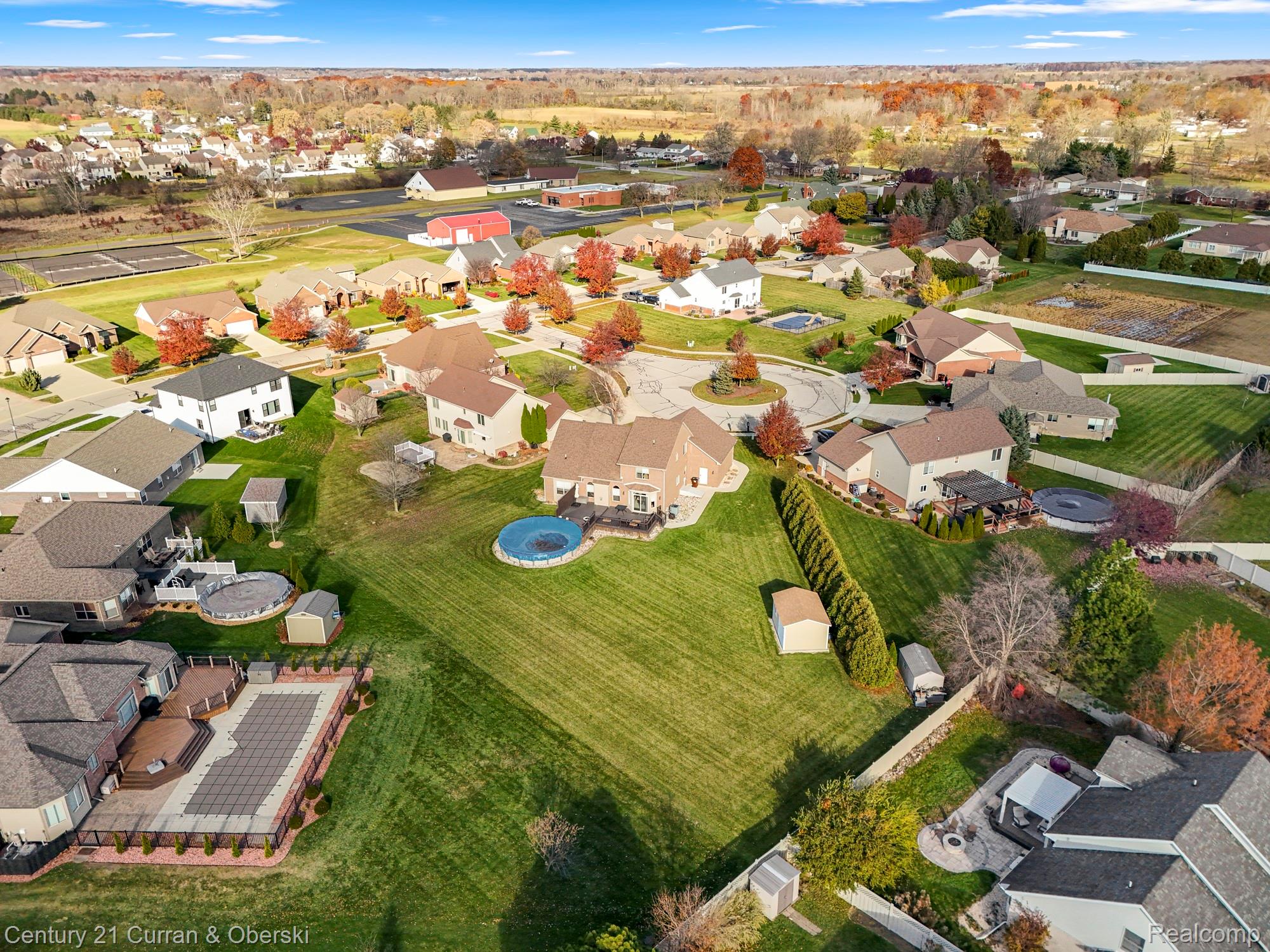 Monroe, Michigan, 48161, United States, 4 Bedrooms Bedrooms, ,3 BathroomsBathrooms,Residential,For Sale,2009653