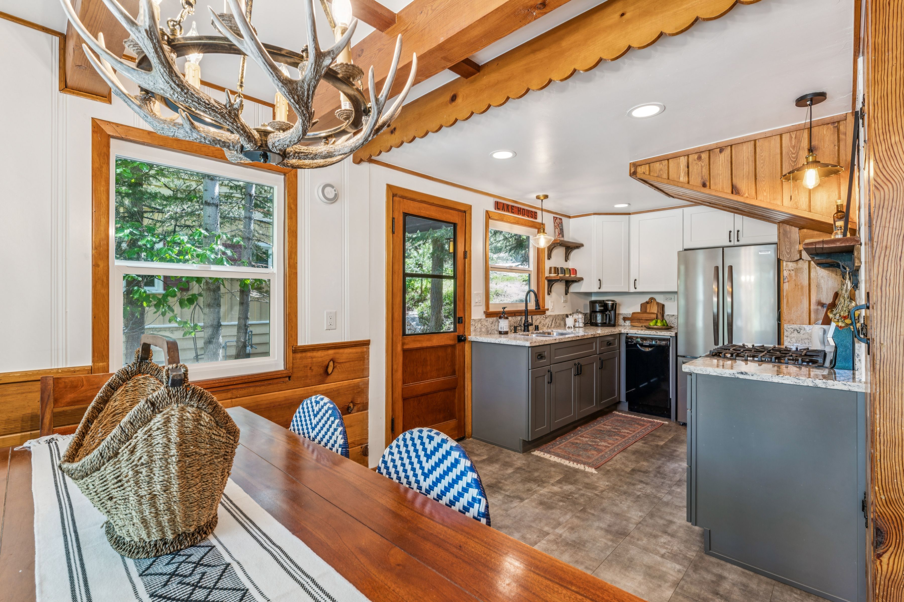 177 Joaquin Miller Road, Lake Arrowhead, CA 92352 - 物件實景