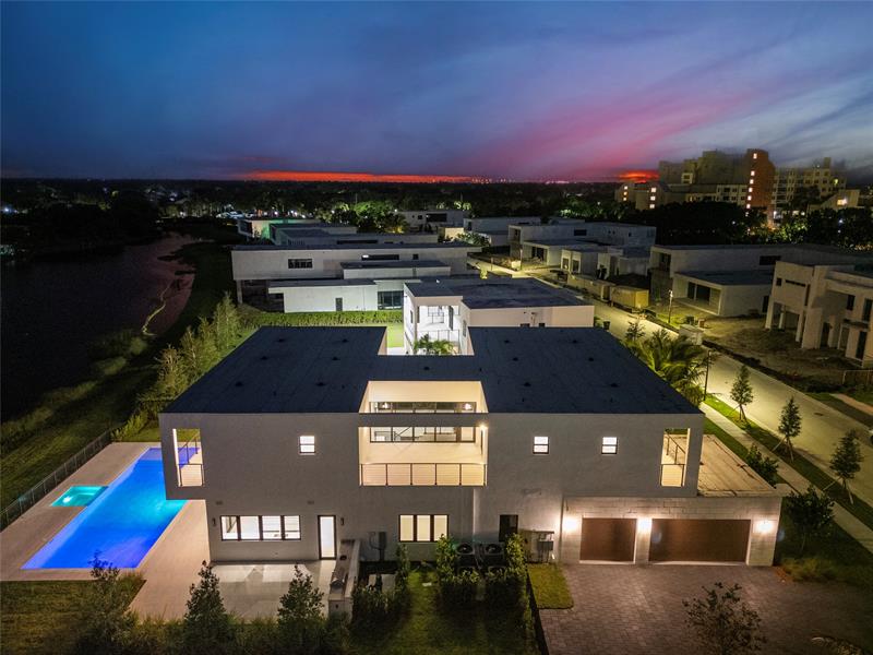 Weston, Florida, 33326, United States, 5 Bedrooms Bedrooms, ,10 BathroomsBathrooms,Residential,For Sale,1925286