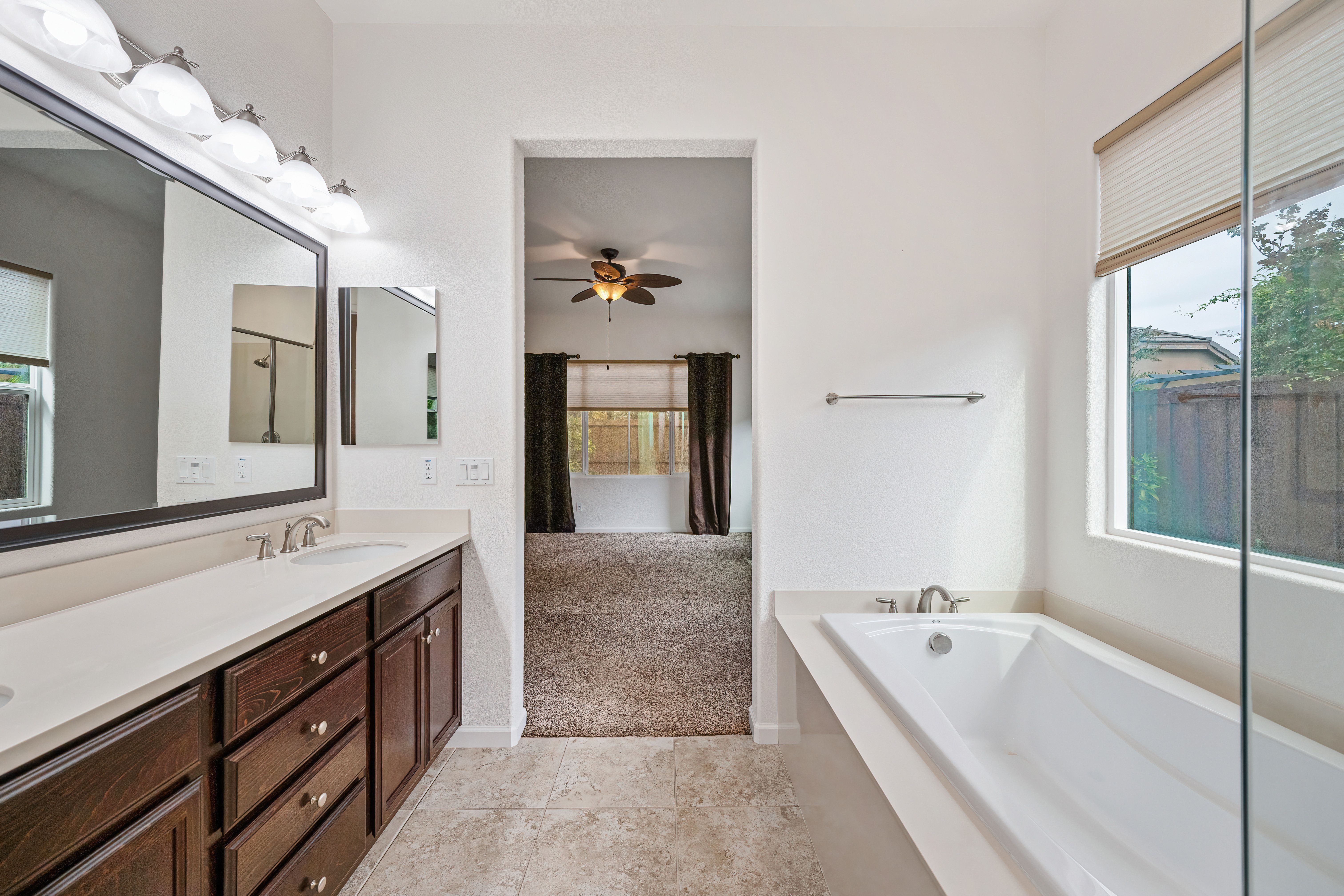  3911 Don River Lane, Sacramento, CA 95834 - 物件實景