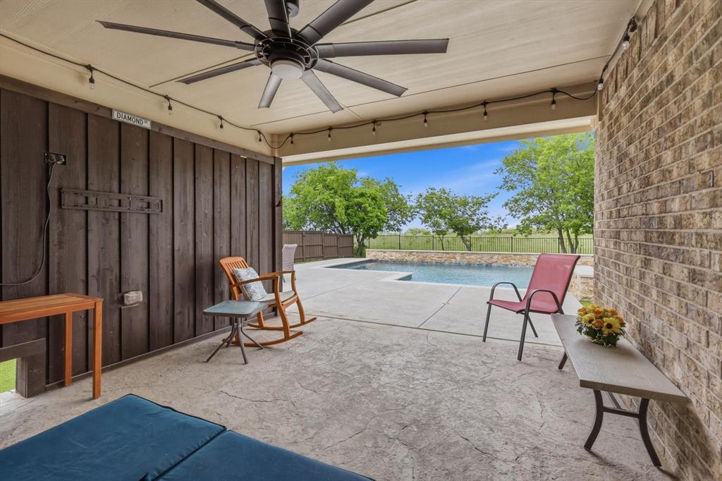 Sanger, Texas, 76266, United States, 4 Bedrooms Bedrooms, ,3 BathroomsBathrooms,Residential,For Sale,2038334