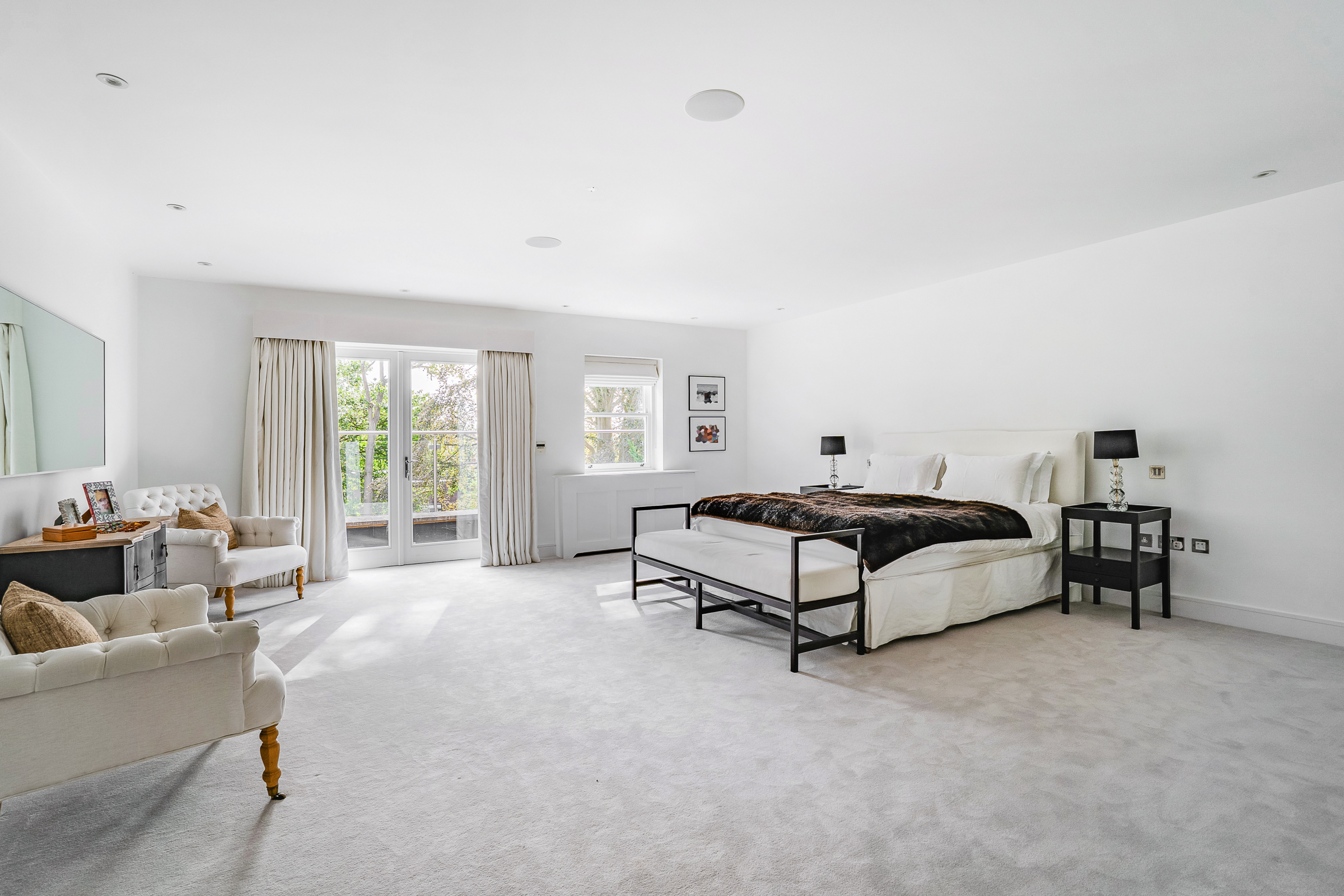  Five Bedroom Family Home with Gated Driveway, moments from Ascot High Street - 物件實景