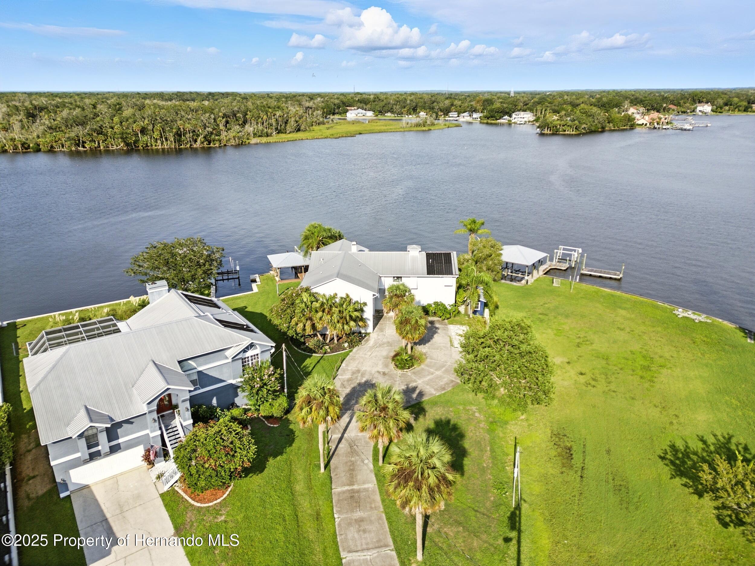 Crystal River, Florida, 34429, United States, 4 Bedrooms Bedrooms, ,3 BathroomsBathrooms,Residential,For Sale,1976078
