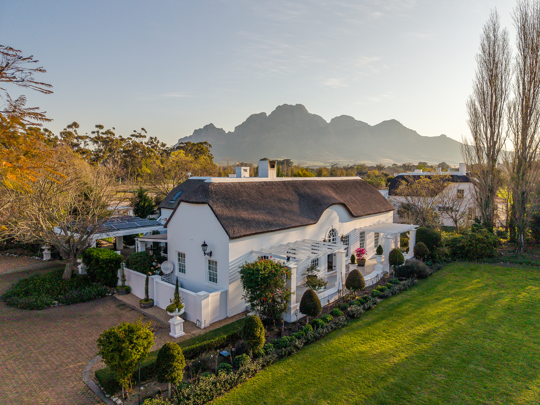  Exclusive Cape Dutch Country Living in Delta Crest Country Estate Franschhoek - 物件實景