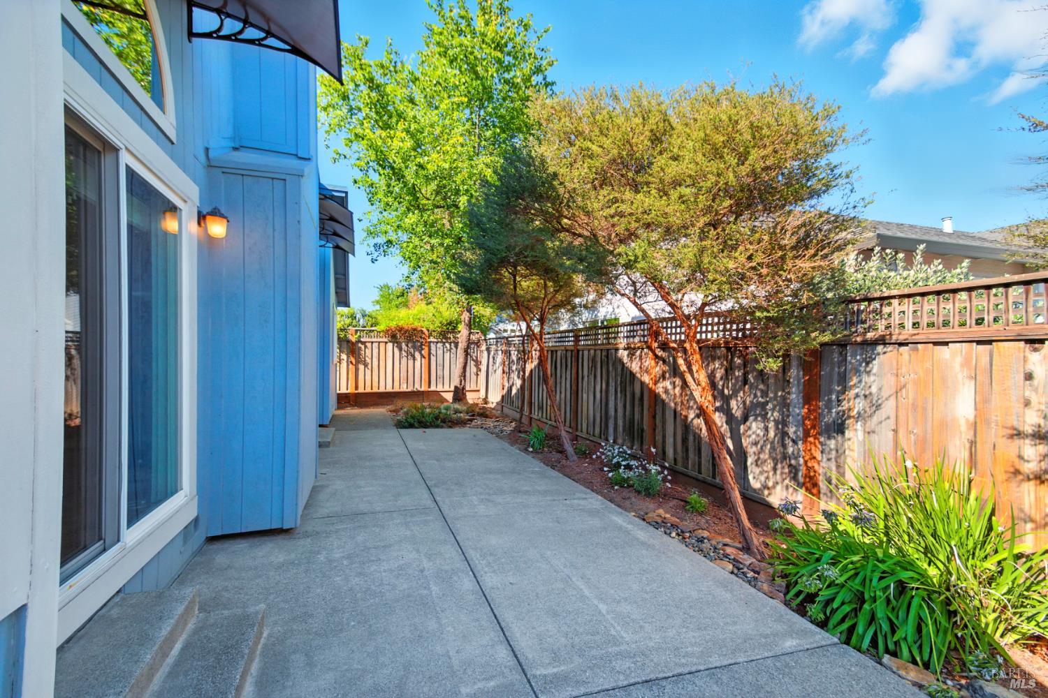 Santa Rosa, California, 95403, United States, 4 Bedrooms Bedrooms, ,2 BathroomsBathrooms,Residential,For Sale,1932989