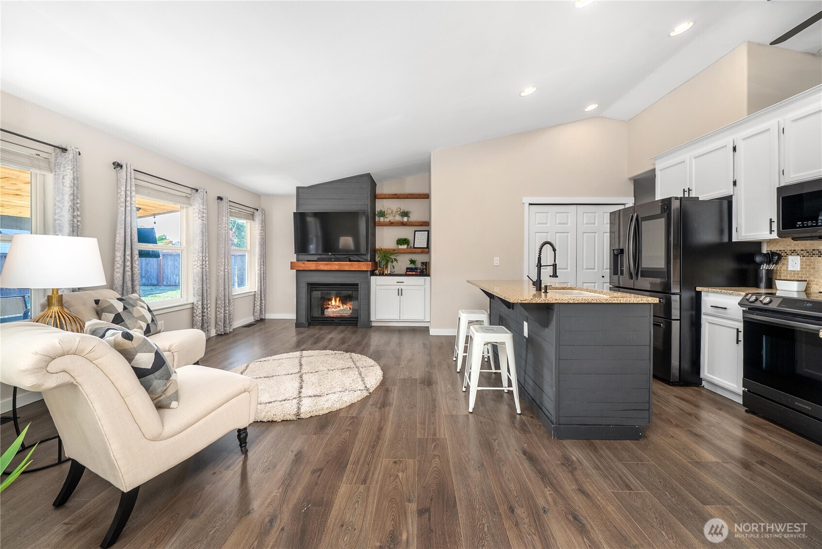 Orting, Washington, 98360, United States, 3 Bedrooms Bedrooms, ,2 BathroomsBathrooms,Residential,For Sale,1902843