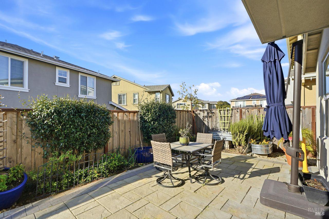 Santa Rosa, California, 95403, United States, 3 Bedrooms Bedrooms, ,3 BathroomsBathrooms,Residential,For Sale,1999891