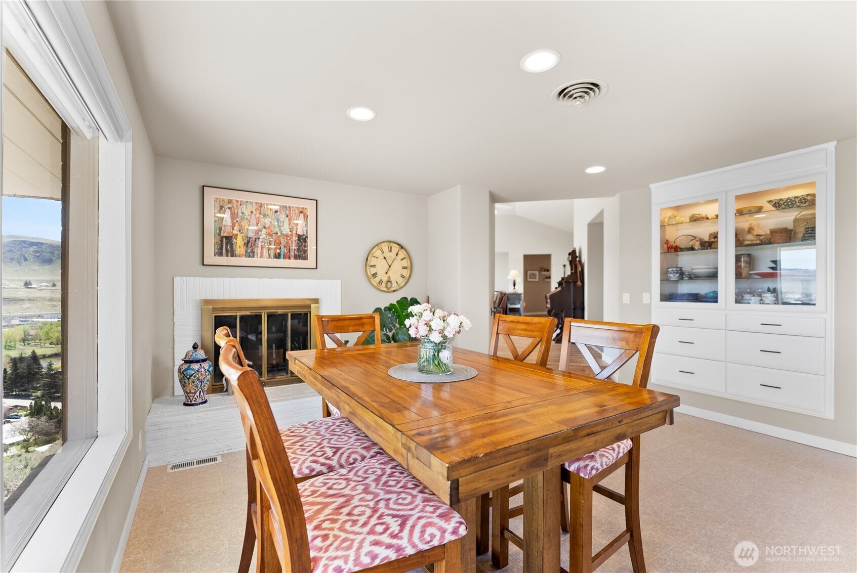 Okanogan, Washington, 98840, United States, 3 Bedrooms Bedrooms, ,2 BathroomsBathrooms,Residential,For Sale,1786609