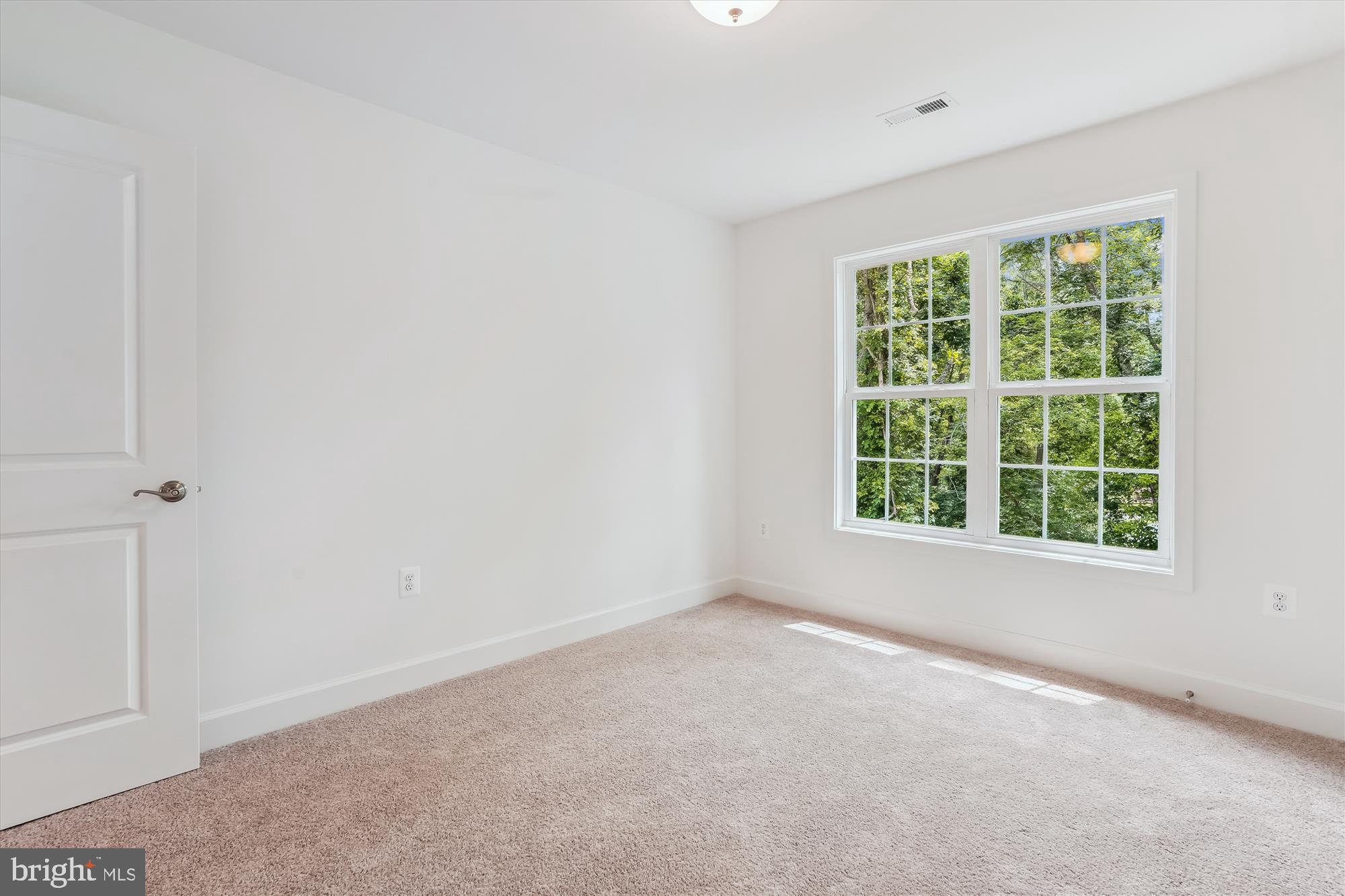 Culpeper, Virginia, 22701, United States, 4 Bedrooms Bedrooms, ,3 BathroomsBathrooms,Residential,For Sale,1974378