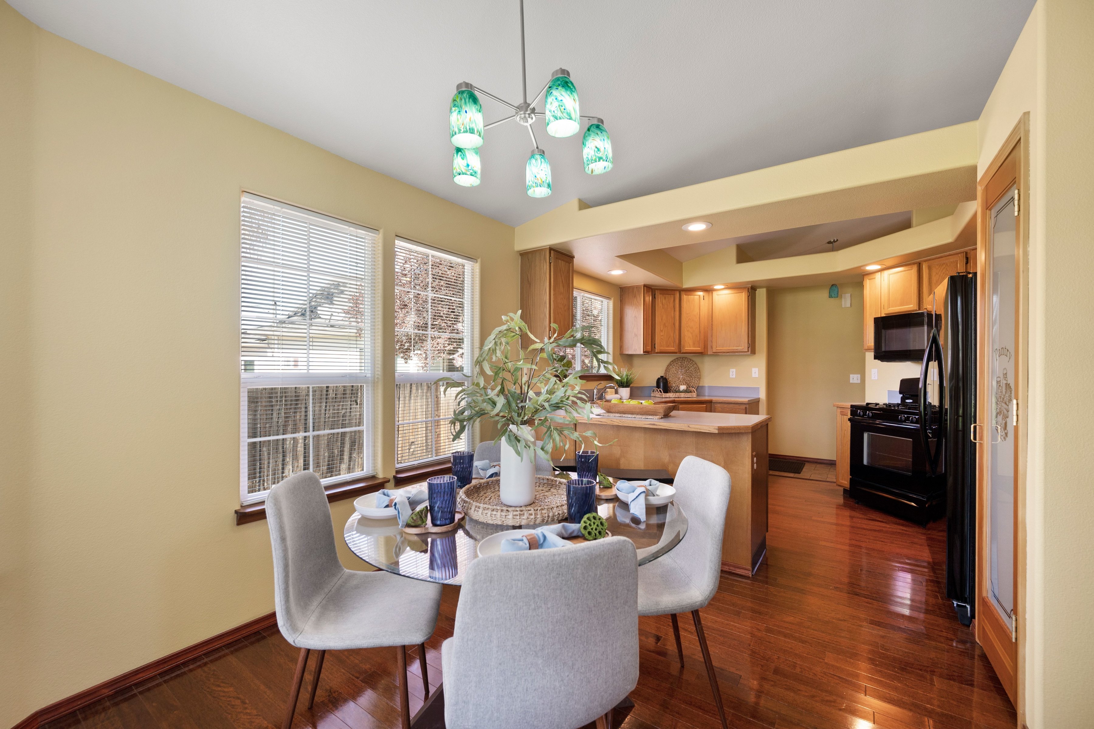  SE Boise Gem with Two Primary Suites and no HOA - 物件實景