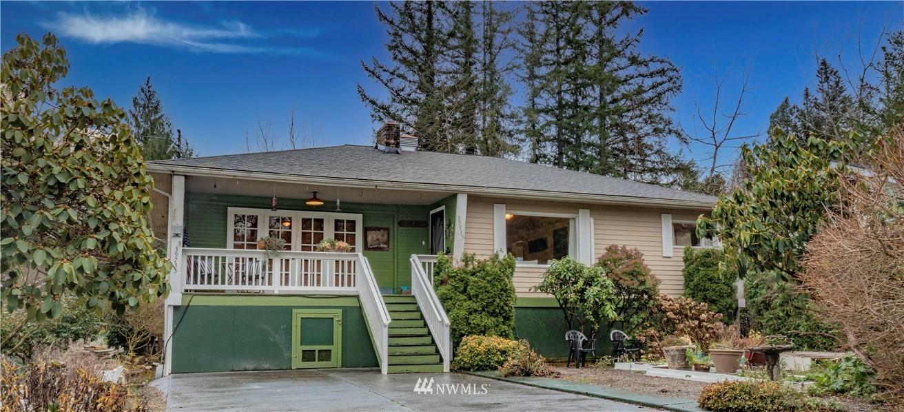 39735 WALNUT STREET, SNOQUALMIE, Washington, 98065, United States, 3 Bedrooms Bedrooms, ,3 BathroomsBathrooms,Residential,For Sale,39735 WALNUT STREET,1627977