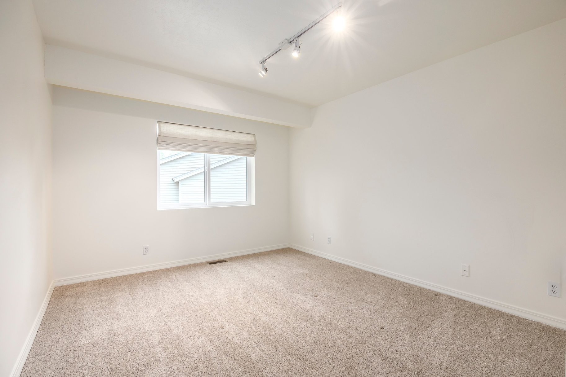 Updated Townhome in Ptarmigan’s Best Location with Ski Run Views - 物件實景