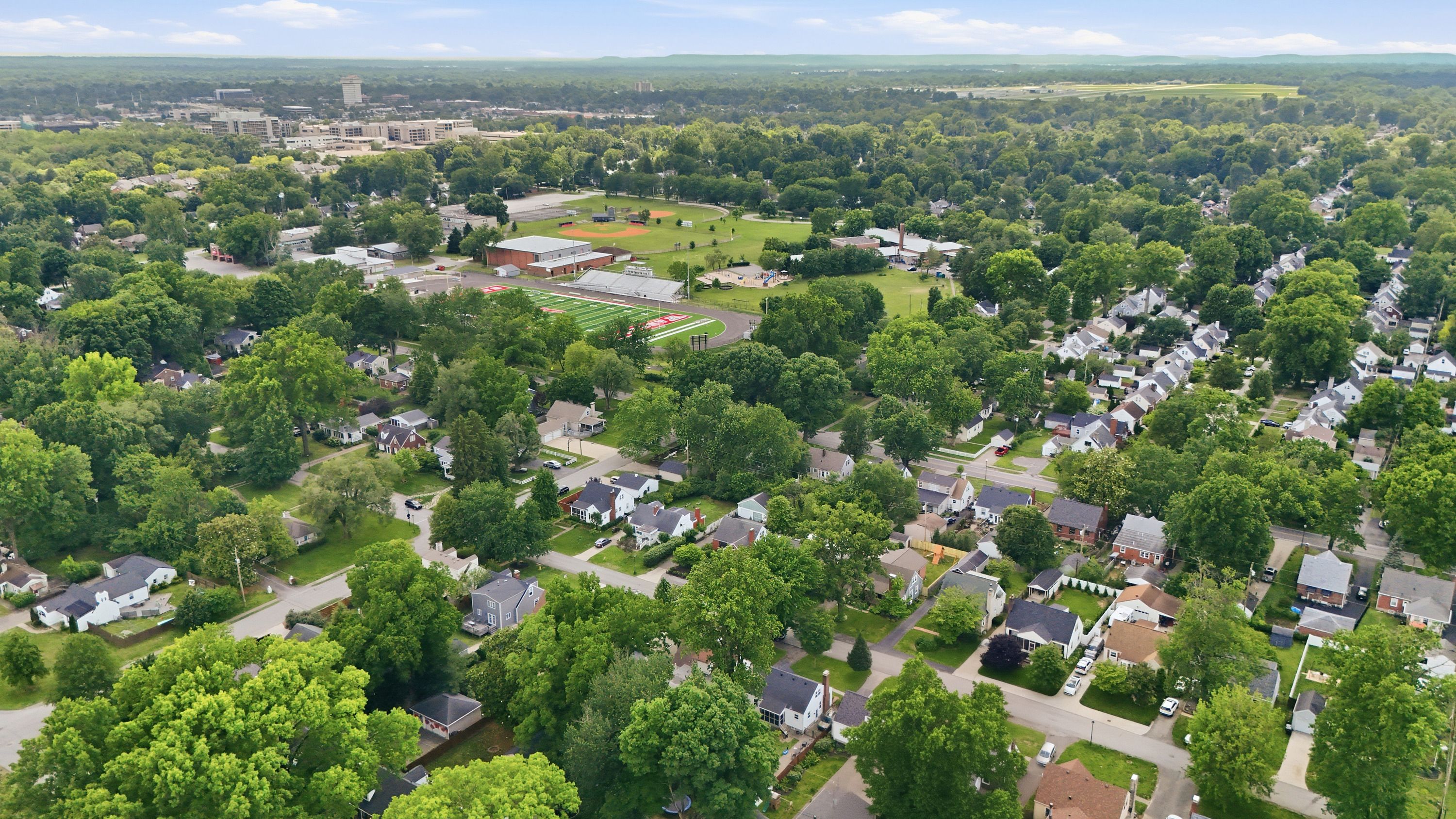  225 Monohan Drive, Louisville, KY 40207 - 物件實景