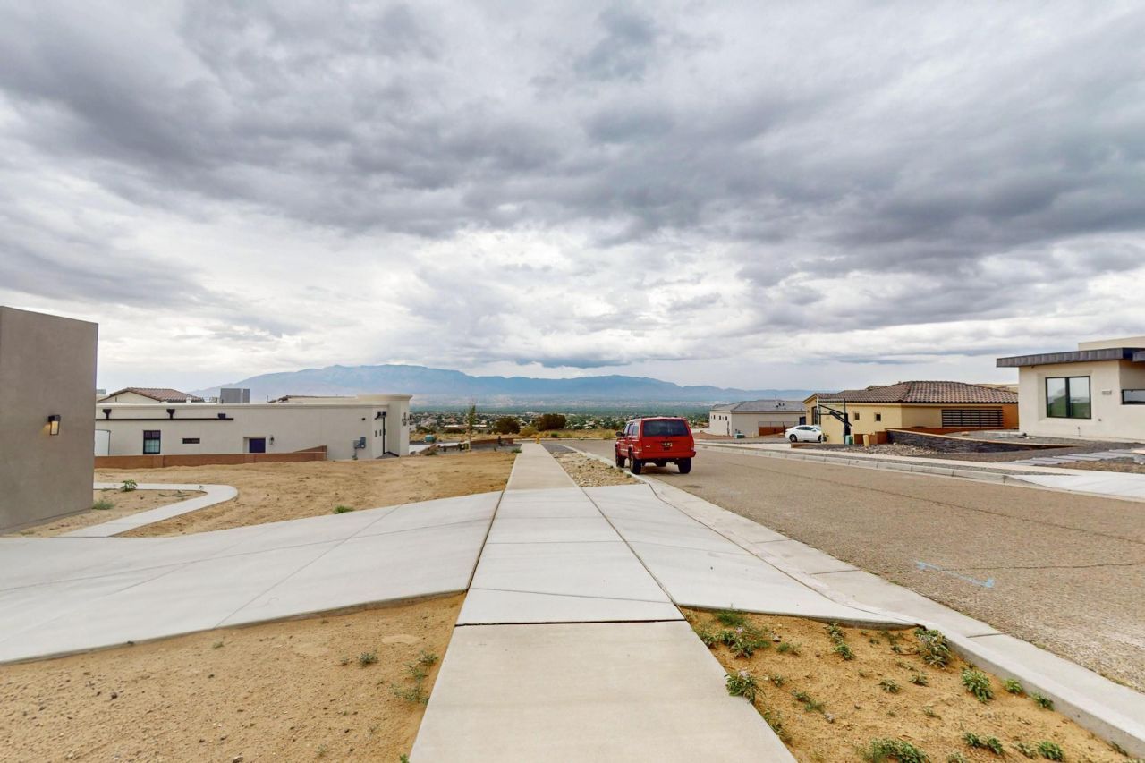 Albuquerque, New Mexico, 87120, United States, 3 Bedrooms Bedrooms, ,3 BathroomsBathrooms,Residential,For Sale,1876398