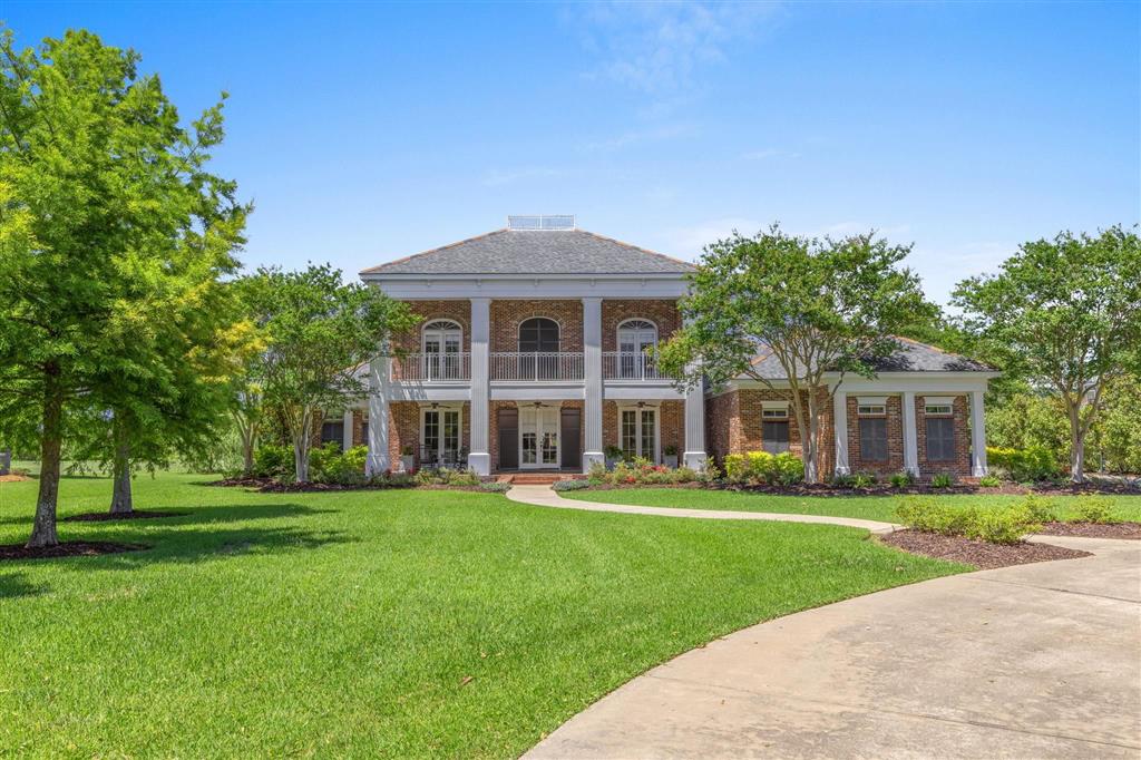 Lake Charles, Louisiana, 70605, United States, 4 Bedrooms Bedrooms, ,4 BathroomsBathrooms,Residential,For Sale,2026946