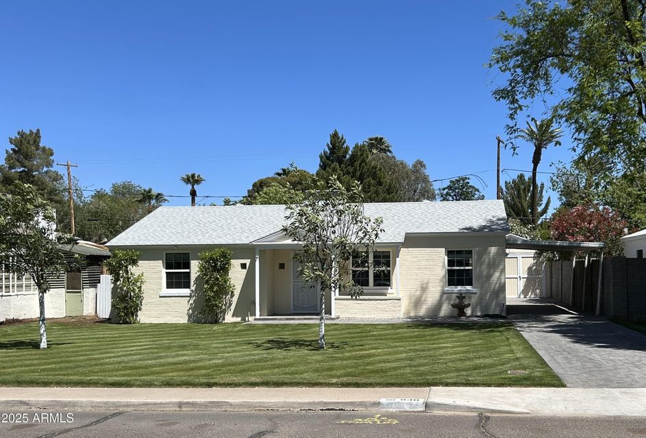 Phoenix, Arizona, 85013, United States, 3 Bedrooms Bedrooms, ,1 BathroomBathrooms,Residential,For Sale,1851751