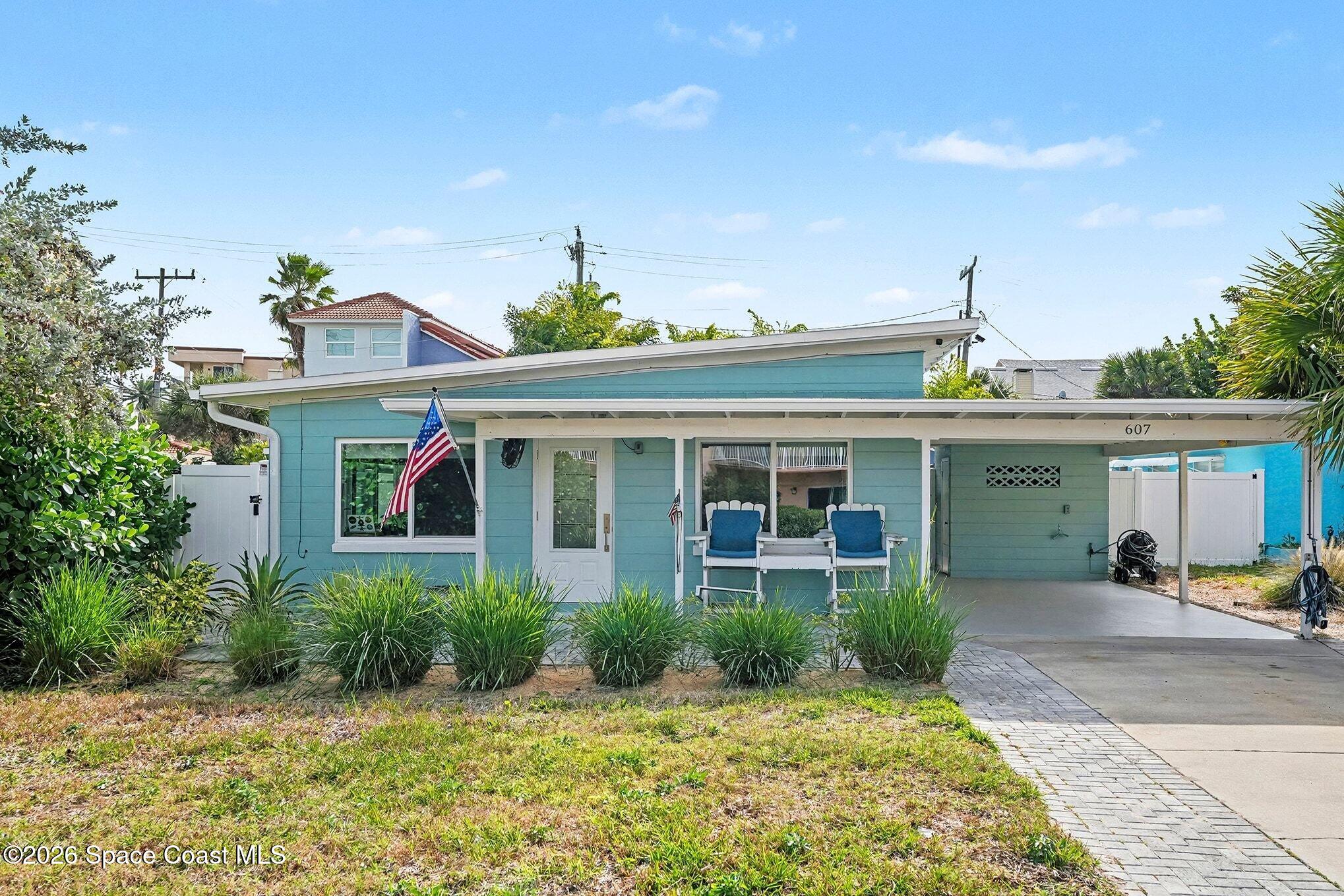 Cape Canaveral, Florida, 32920, United States, 3 Bedrooms Bedrooms, ,2 BathroomsBathrooms,Residential,For Sale,2010705