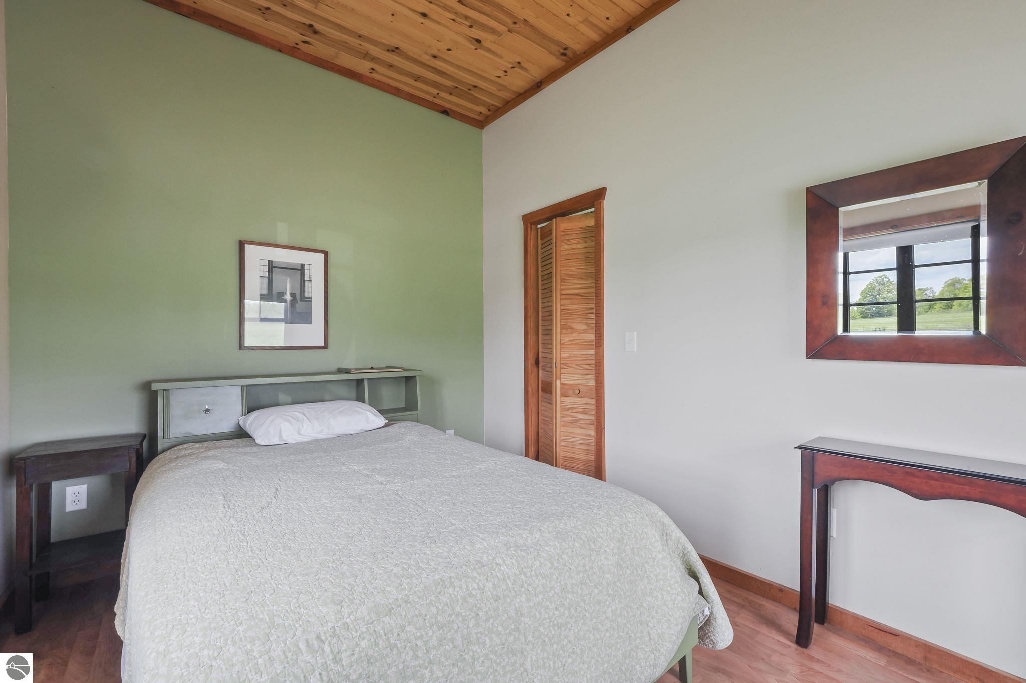 Traverse City, Michigan, 49686, United States, 3 Bedrooms Bedrooms, ,1 BathroomBathrooms,Residential,For Sale,1847565